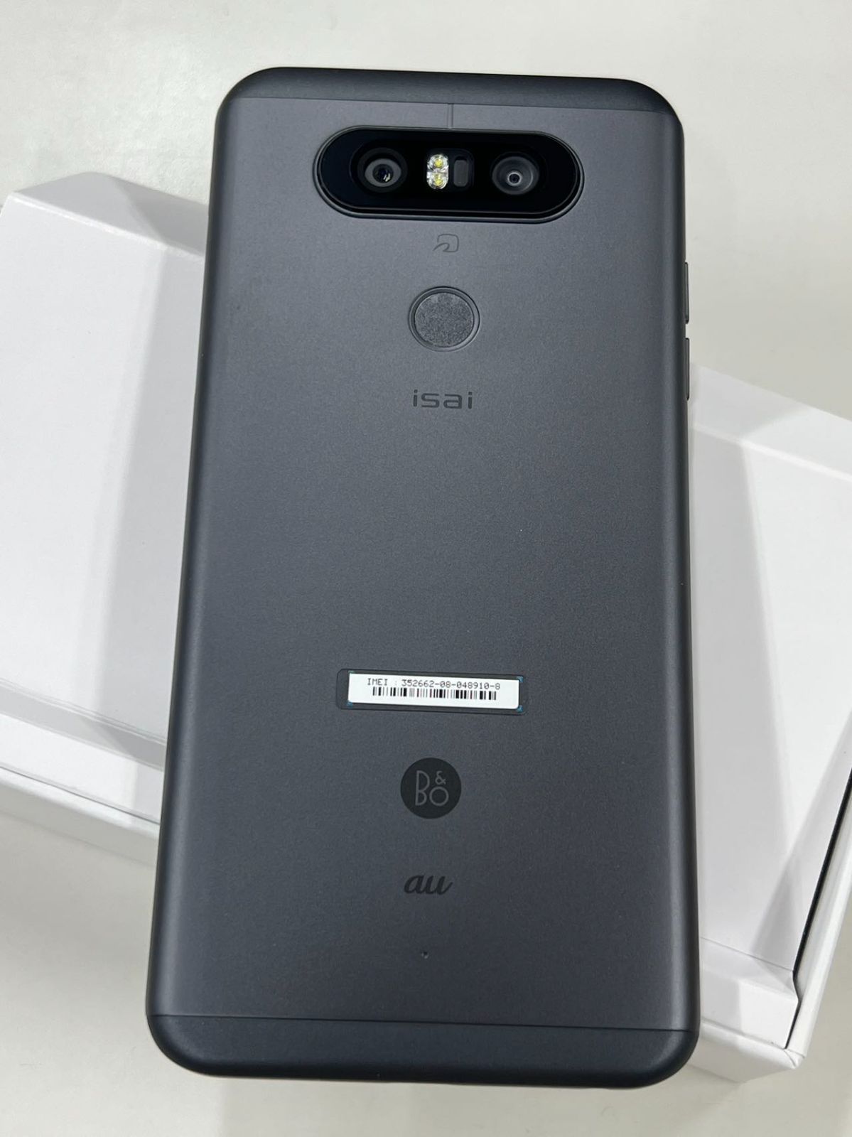 ★新品未使用★　isai Beat チタン 32GB 未使用品 AU isai Beat LGV34[32GB] チタン 管理番号A070301