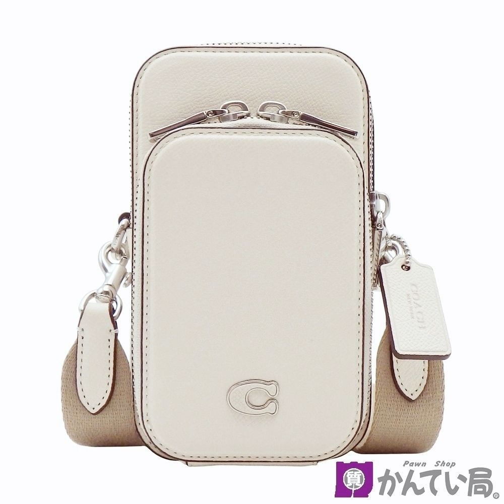 COACH ホワイトショルダーバッグ 保存袋付き - メルカリ