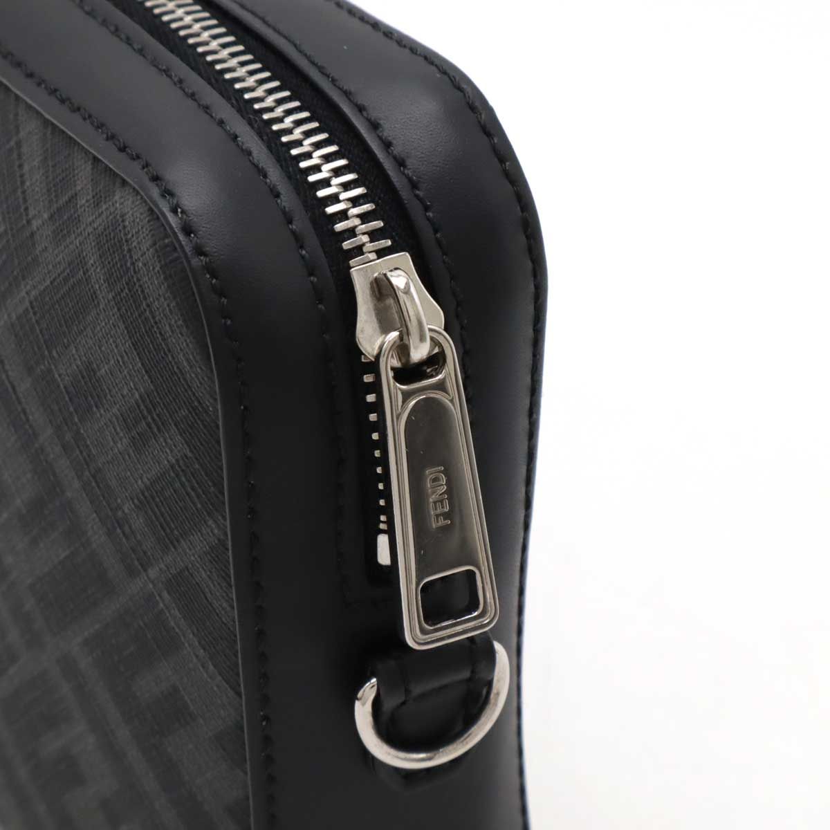 FENDI ショルダーバッグ FFキャンバス ダイアゴナル カメラ ケース Ａ フェンディ FENDI FENDI ショルダーバッグ CAMERA CASE