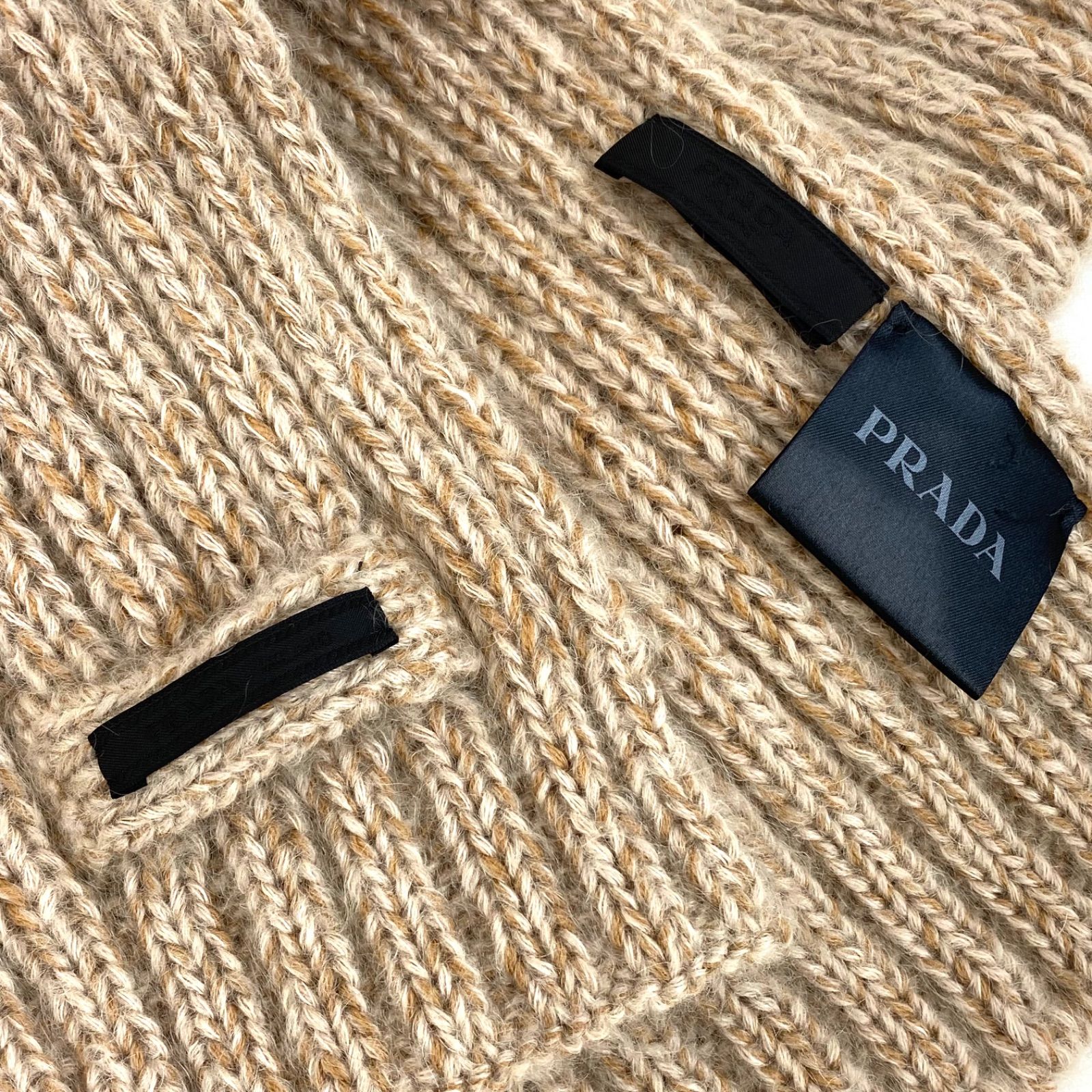 PRADA リブ編みマフラー プラダ マフラー リブ編みマフラー 美品 正規品 - メルカリ