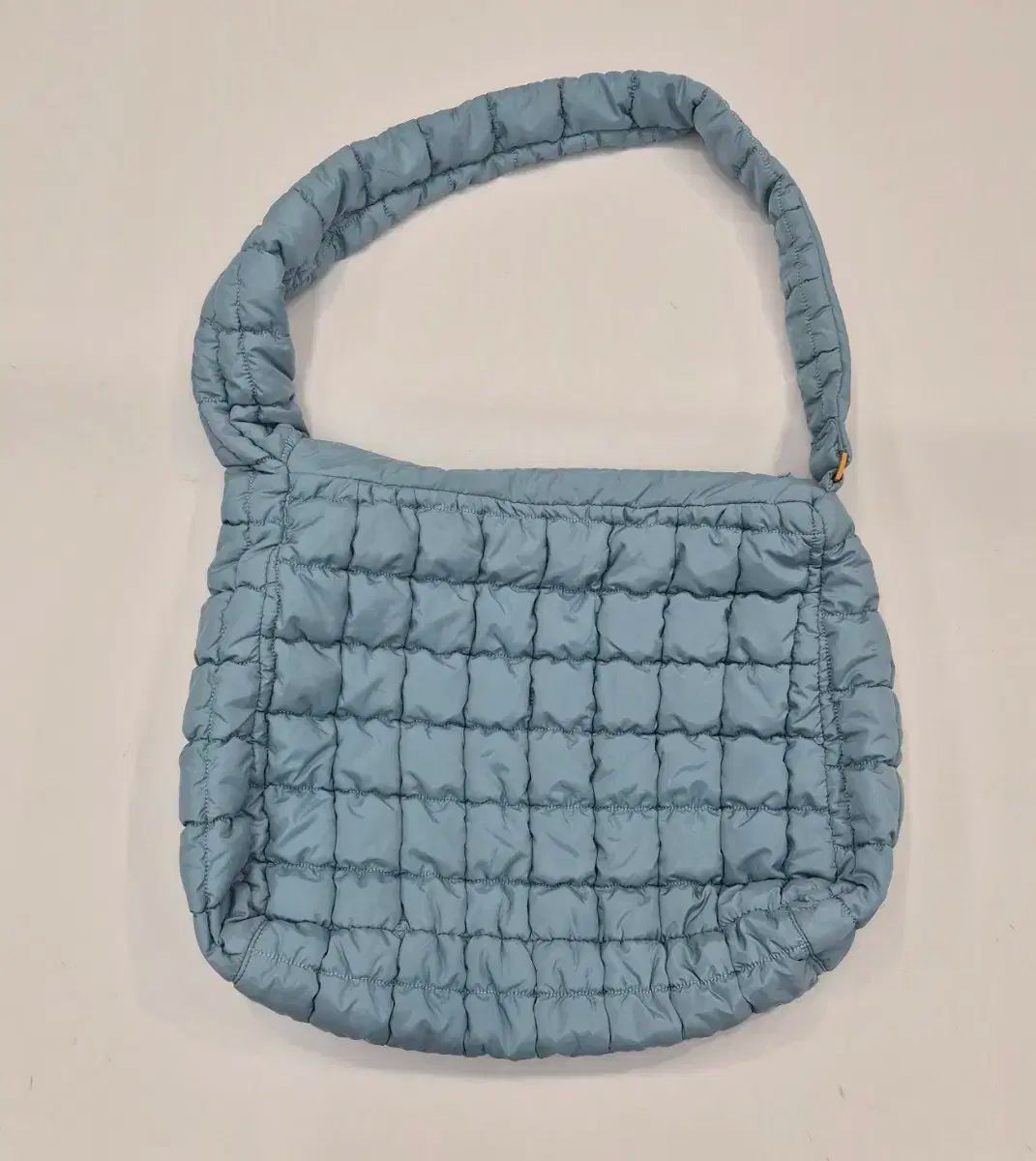 ショルダーバッグ