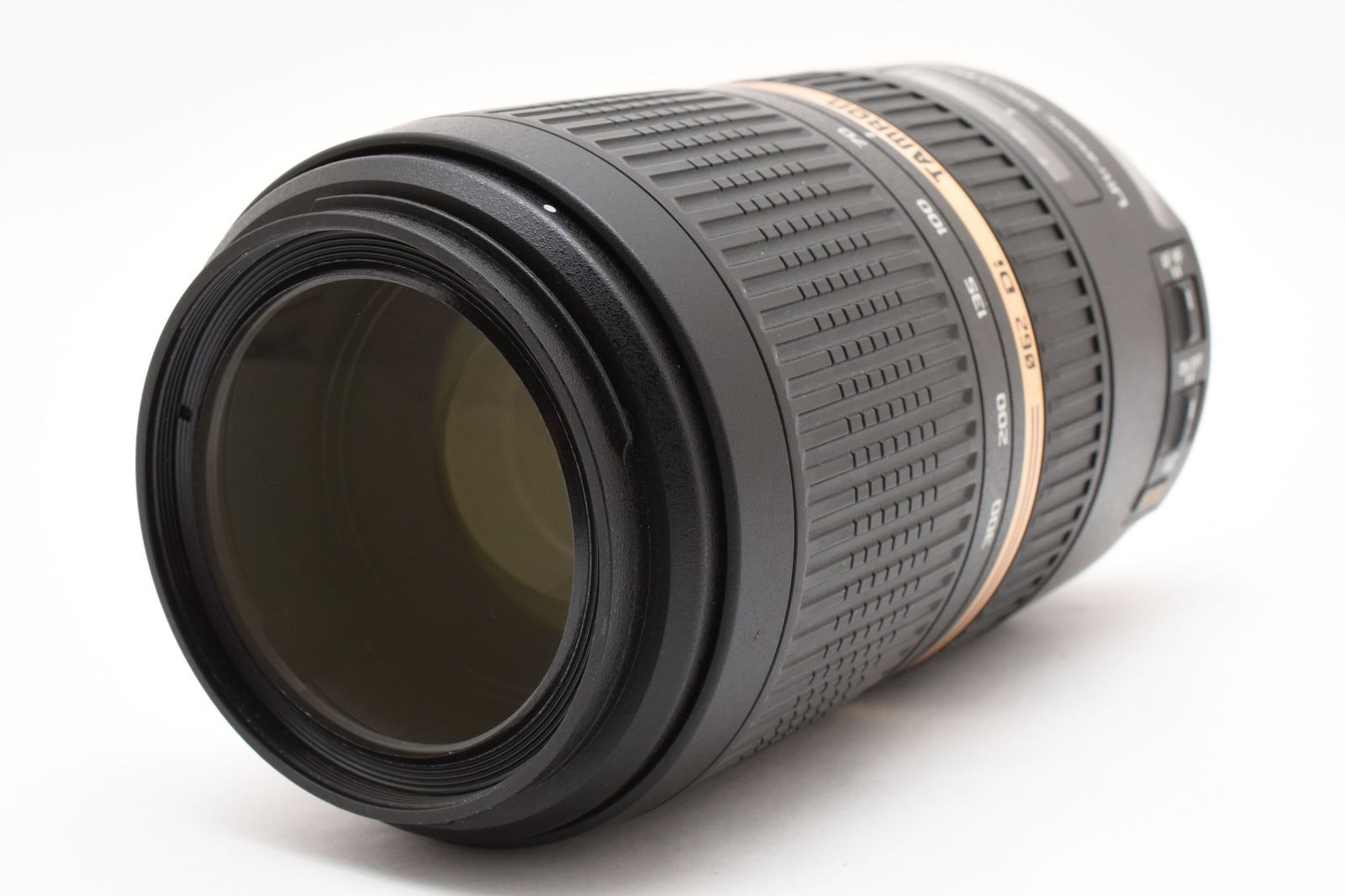 TAMRON タムロン