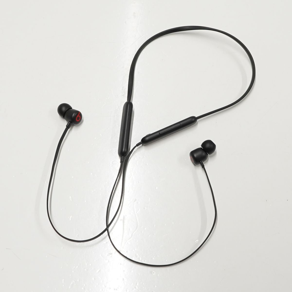 Beats by Dr.Dre BEATS FLEX ワイヤレスイヤホン USED超美品 ビーツ