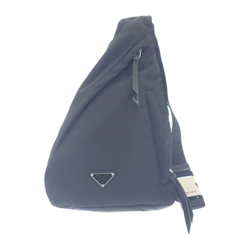 PRADA ワンショルダー バックパック 2VZ092_2DMG_F0002 ボディバッグ ショルダーバッグ レザー Re-Nylon ブラック シルバー金具 メンズ