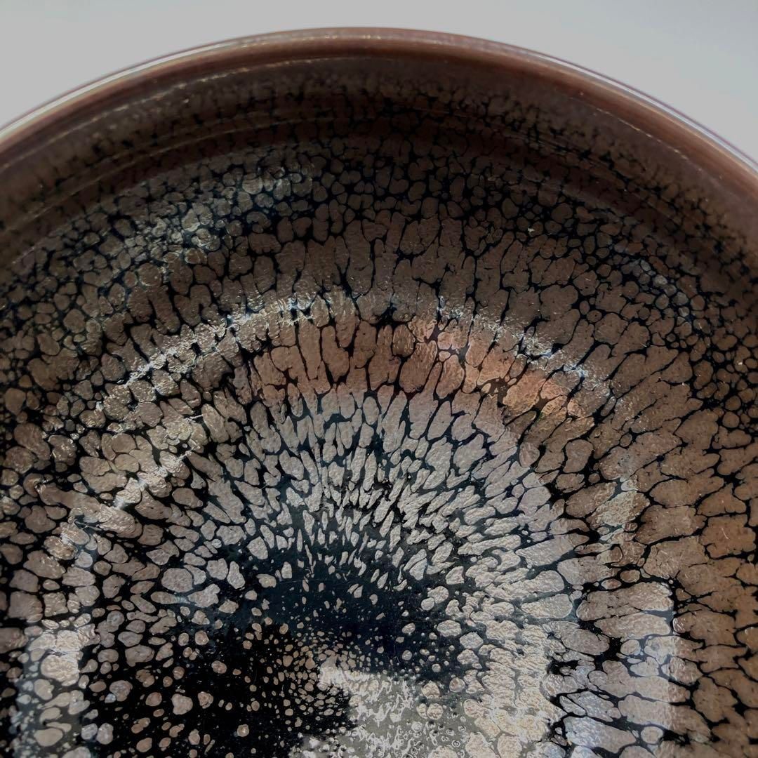 ・白勢東悦作　油滴天目茶碗　共箱　直径12.7㎝　東Y5-0809③ 白勢東悦作 油滴天目茶碗 共箱 直径12.7㎝ 東Y5-0809③ - メルカリ
