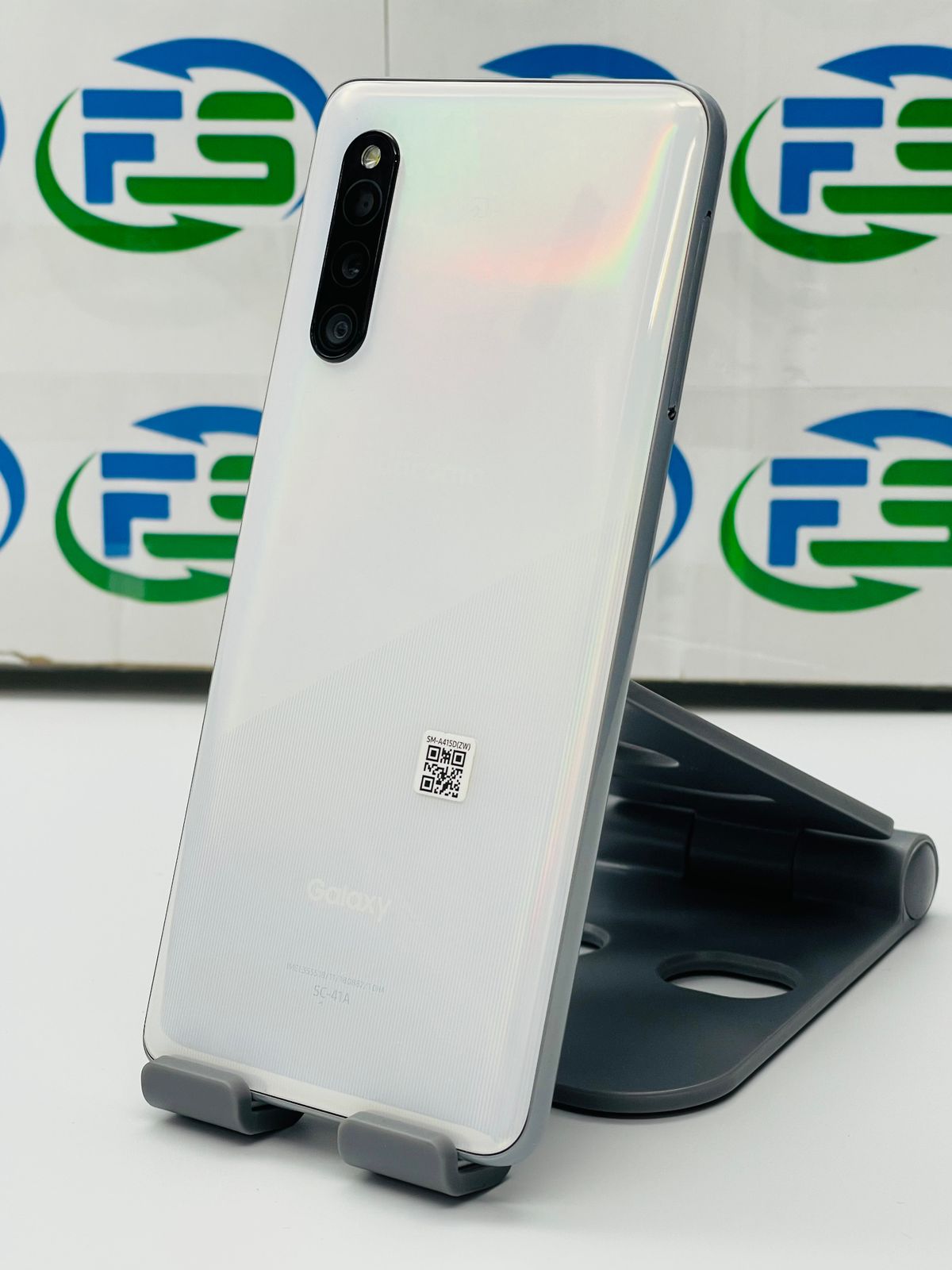 Galaxy A41 SC-41A 中古 スマホ SIMフリー 本体 ドコモ版