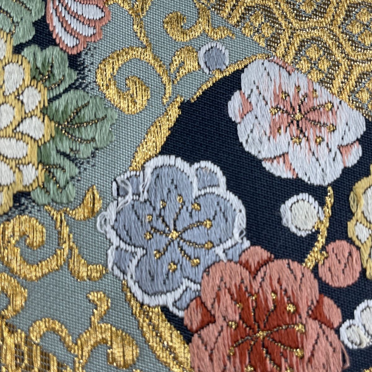A13 美品　袋帯　綴れ　花　唐柄　華文 綴れ織 金通し 蜀江紋に様々な花模様の袋帯 着物 122w｜Yahoo