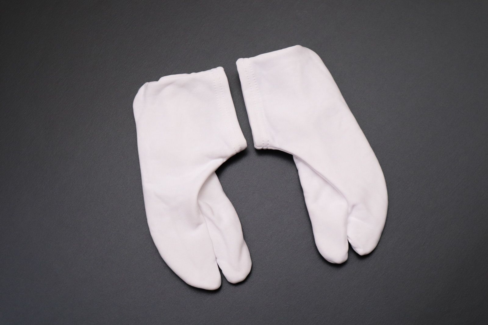 卵色地朱ボカシ花車 四ツ身