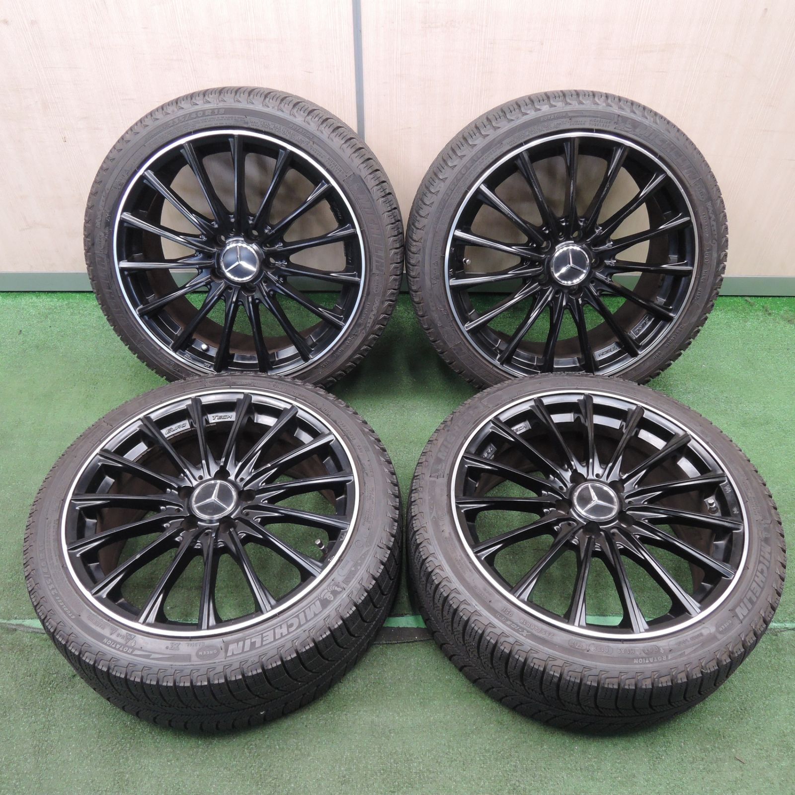 ミシュラン・スタッドレス&ユーロテック・ホイール 235/40R18 4
