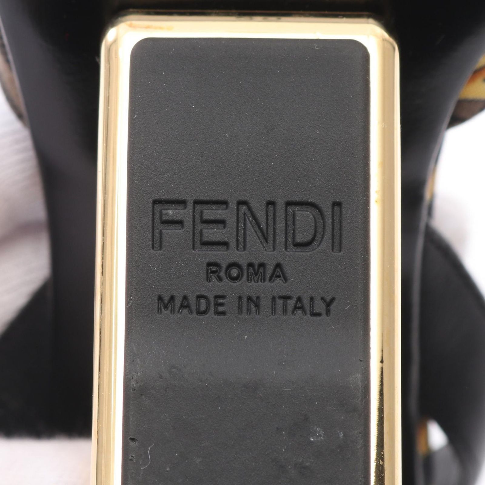 フェンディ FENDI