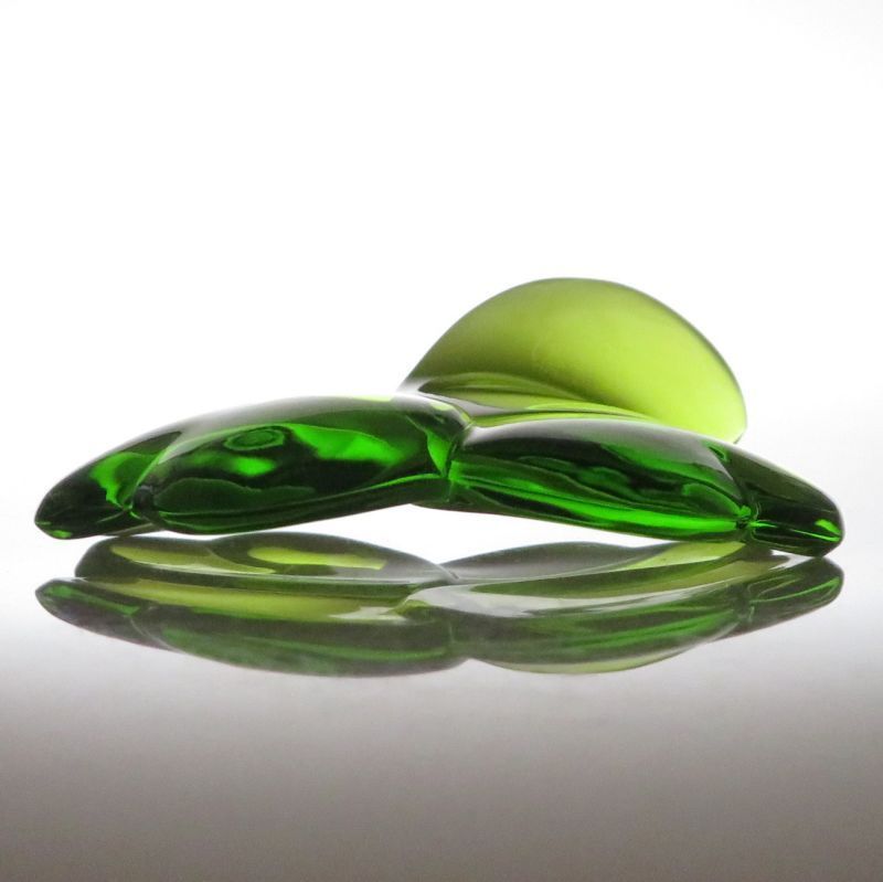 バカラ フィギュリン ○ クローバー 緑 グリーン 置物 クリスタル 6cm