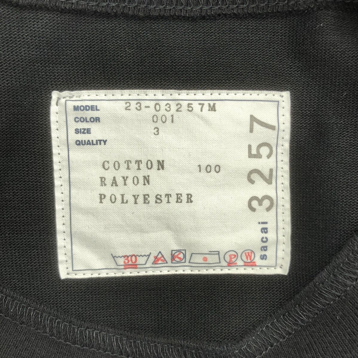 ワンポイントロゴ刺しゅう