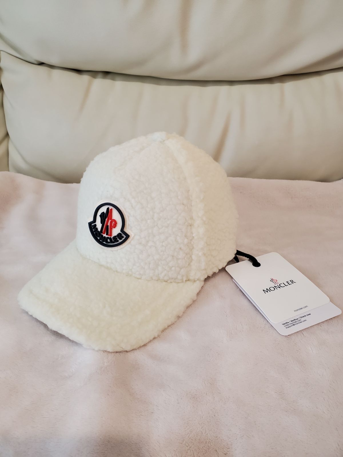 りませんが MONCLER ニット キャップ帽 完売の通販 by totobu's shop