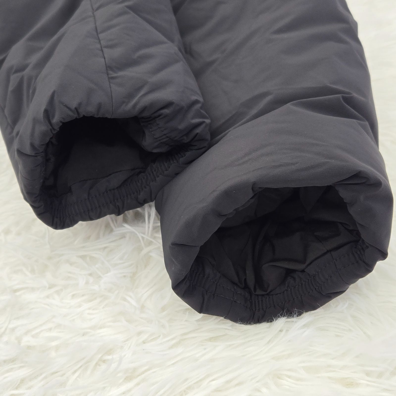 theory セオリー ショートダウン フード付き ブラック ダブルファスナー セオリー ダウンジャケット フード ダブルファスナー S ブラック