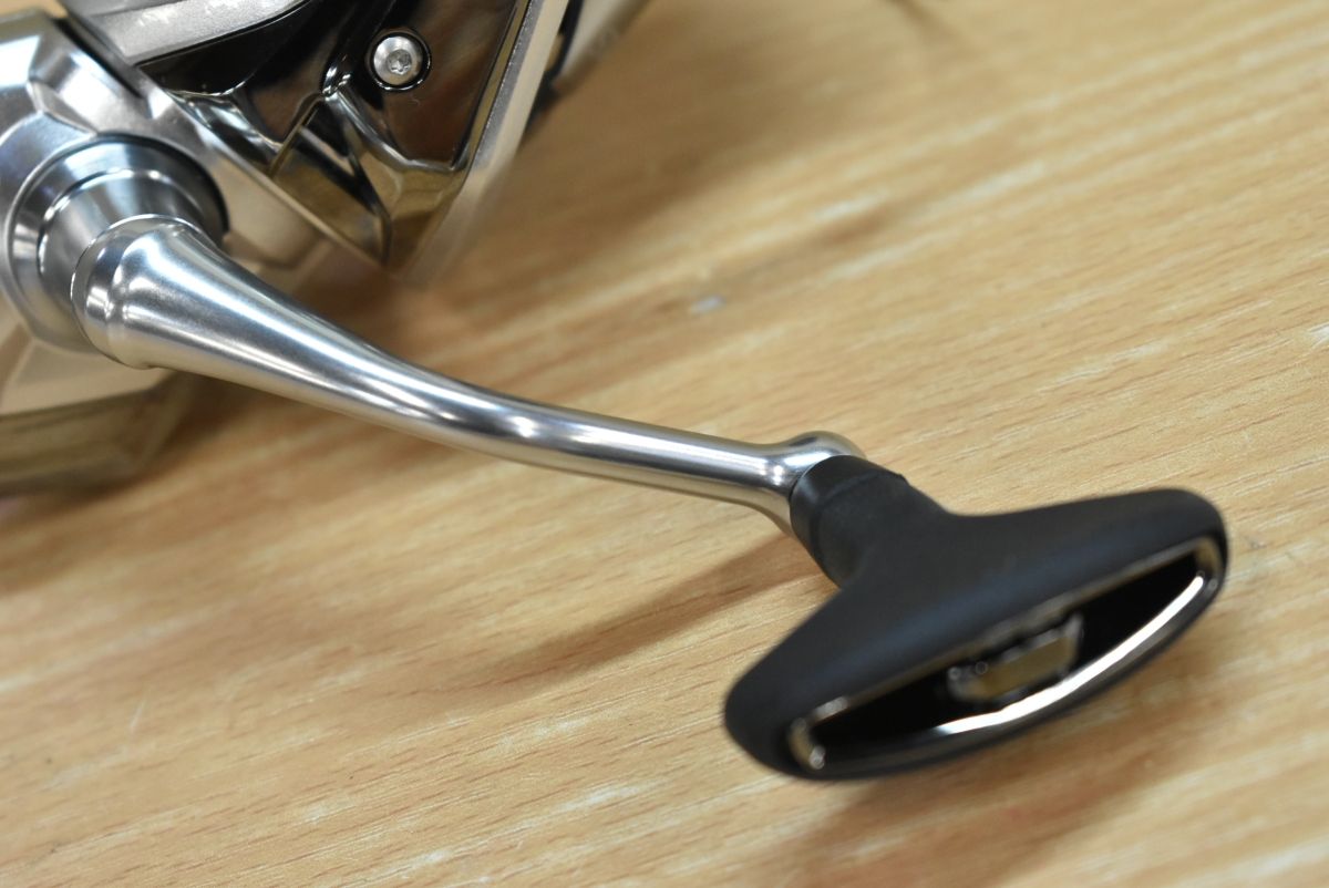  シマノ 23 ストラディック C 3000 XG SHIMANO STRADIC スピニングリール ライトショアジギング フラットフィッシュ シーバス ブラックバス スピニングリール リール