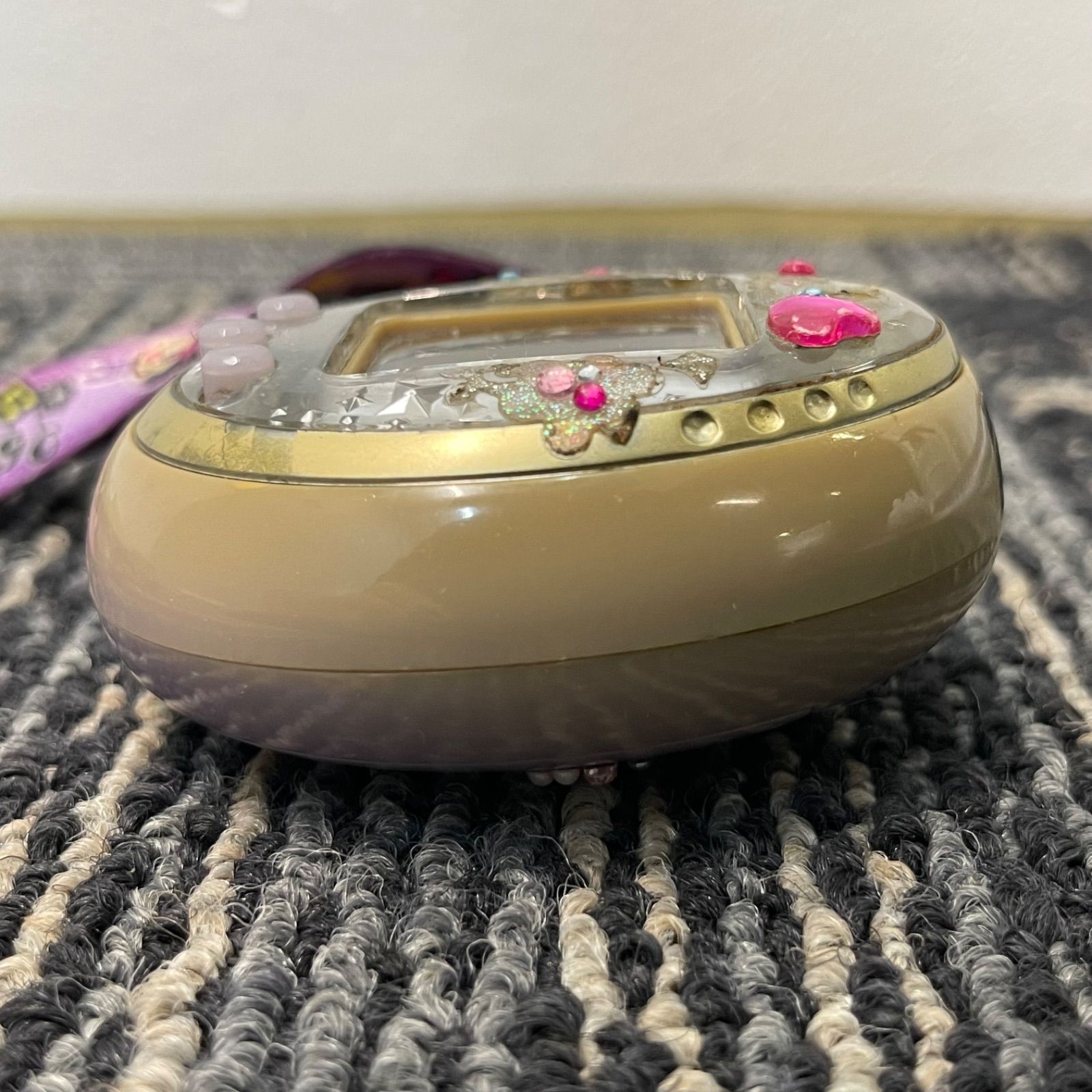 たまごっち IDかIDL パープル　ジャンク品　匿名配送 たまごっち iDL パープル BANDAI 電子玩具 ジャンク品に近い｜Yahoo