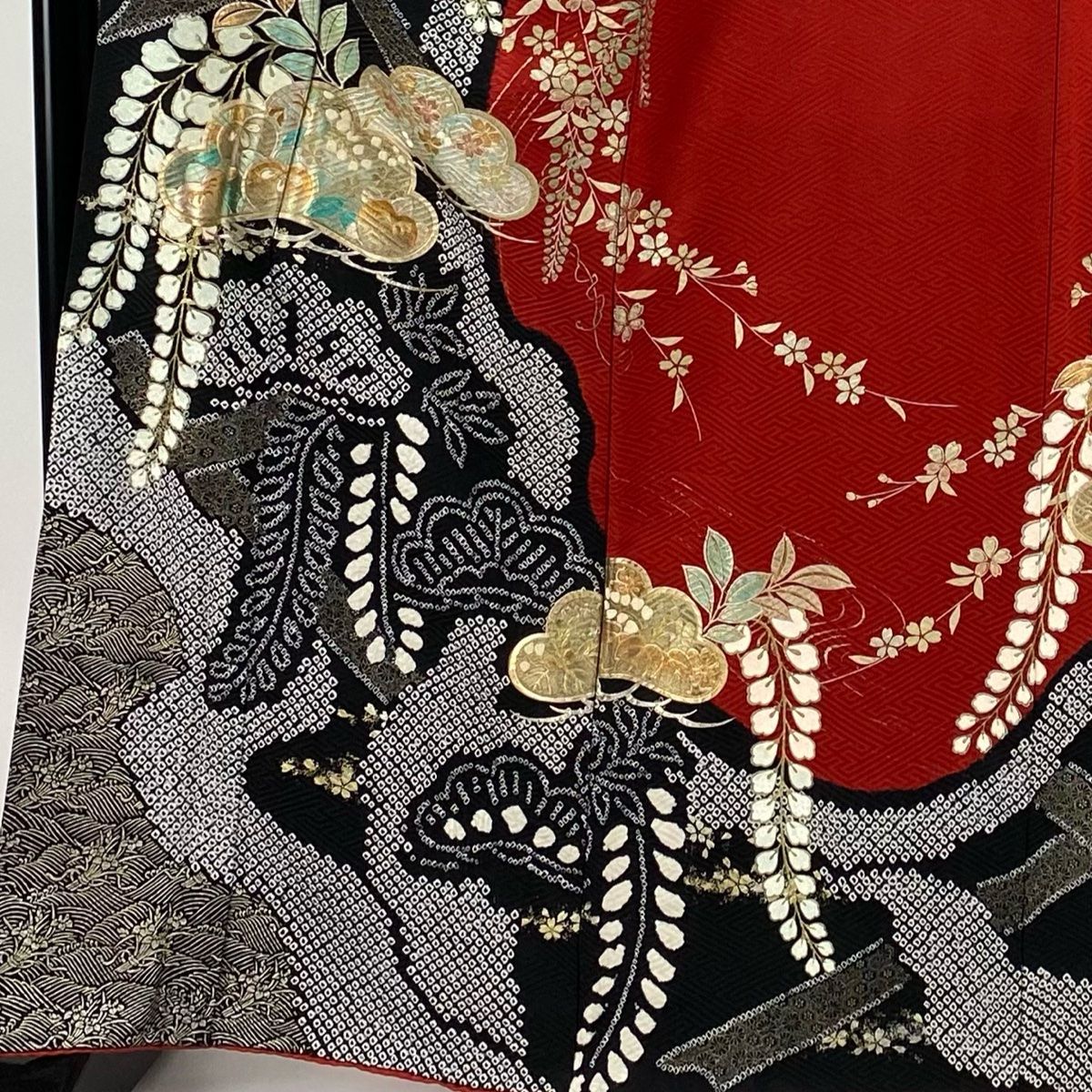 振袖 身丈165cm 裄丈68cm L 袷 やまと 笠松 橘 絞り 金銀彩 赤
