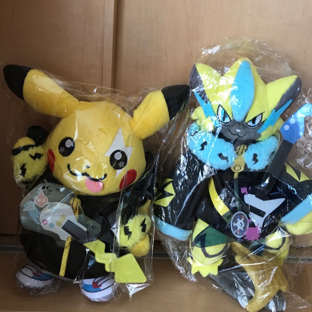 ポケモンセンター バンドフェス ゼラオラ ピカチュウ ぬいぐるみ 