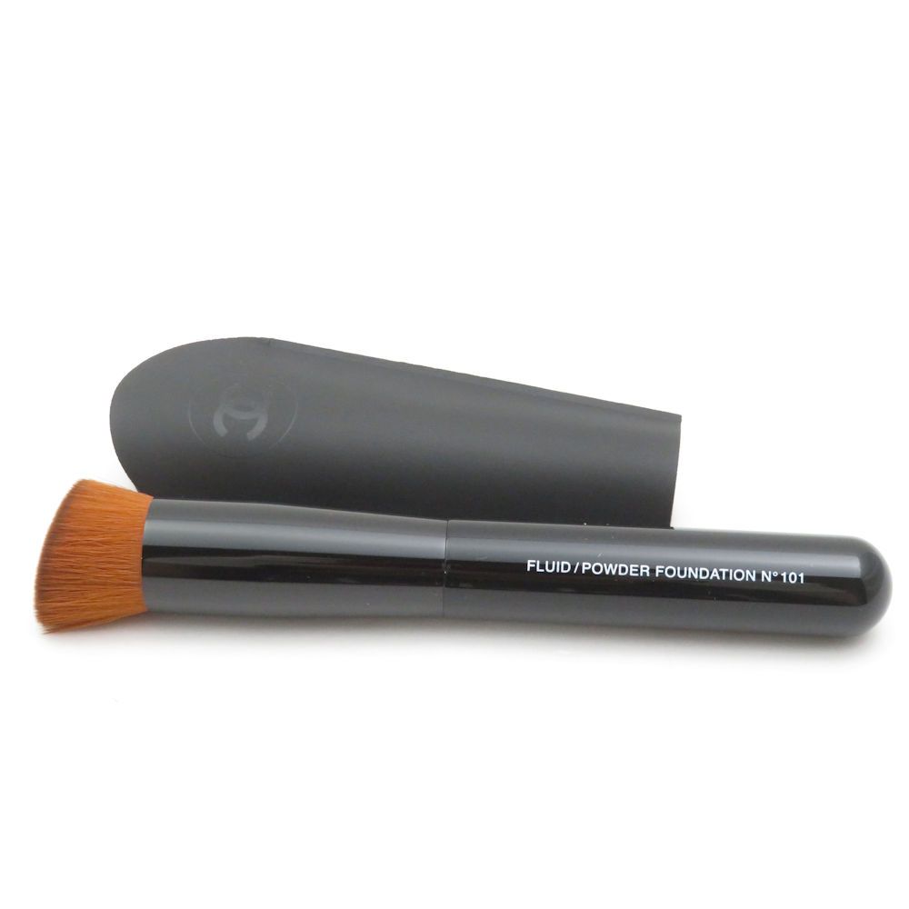 シャネル ファンデーションブラシ 101