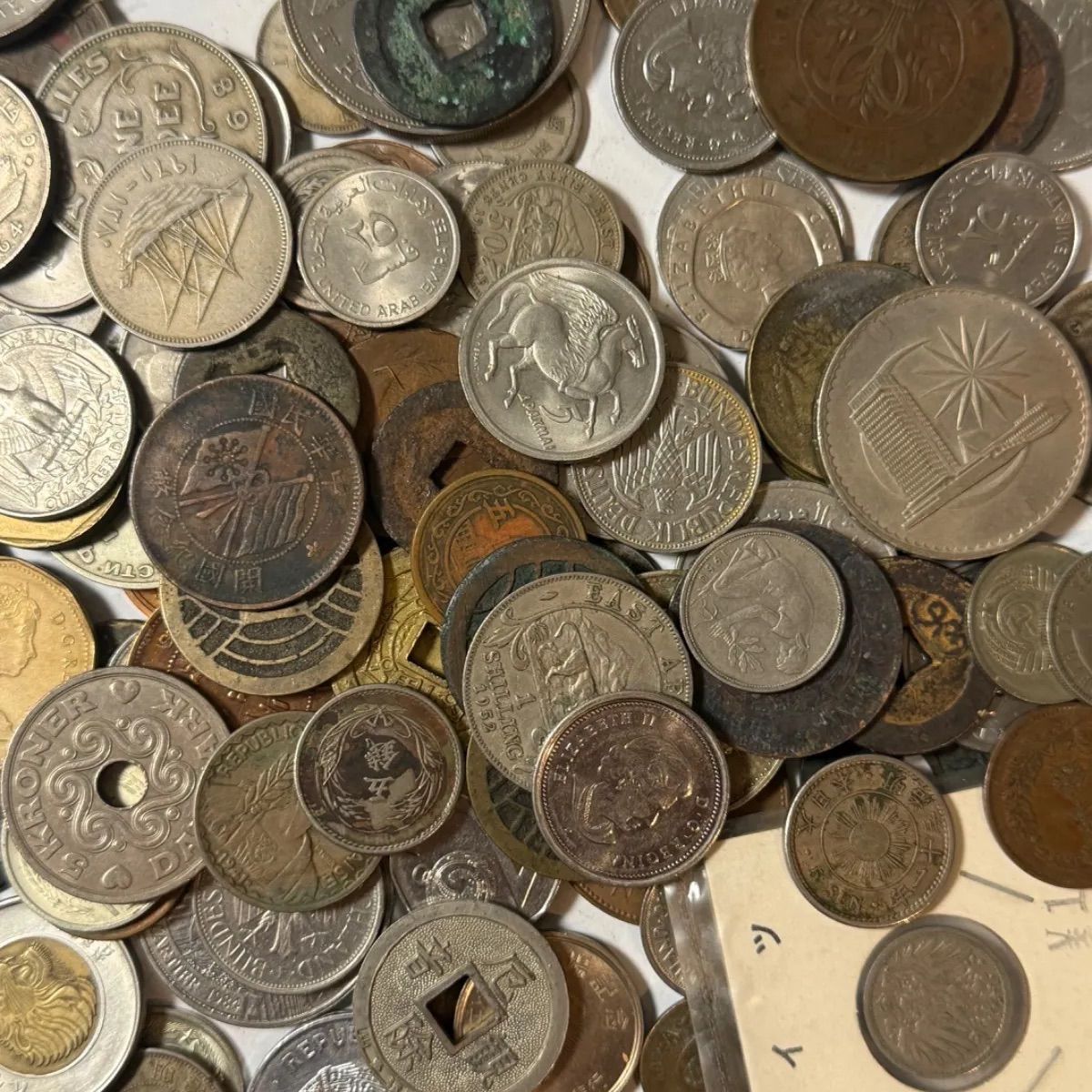 【まとめ売り】古銭　外国銭　記念コイン　記念硬貨　アンティーク 古銭 硬貨 外国銭 まとめ - メルカリ