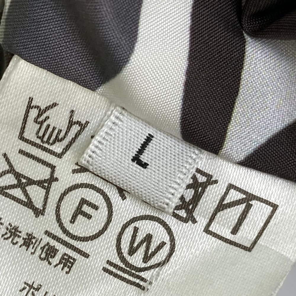 ダウンジャケット 総柄