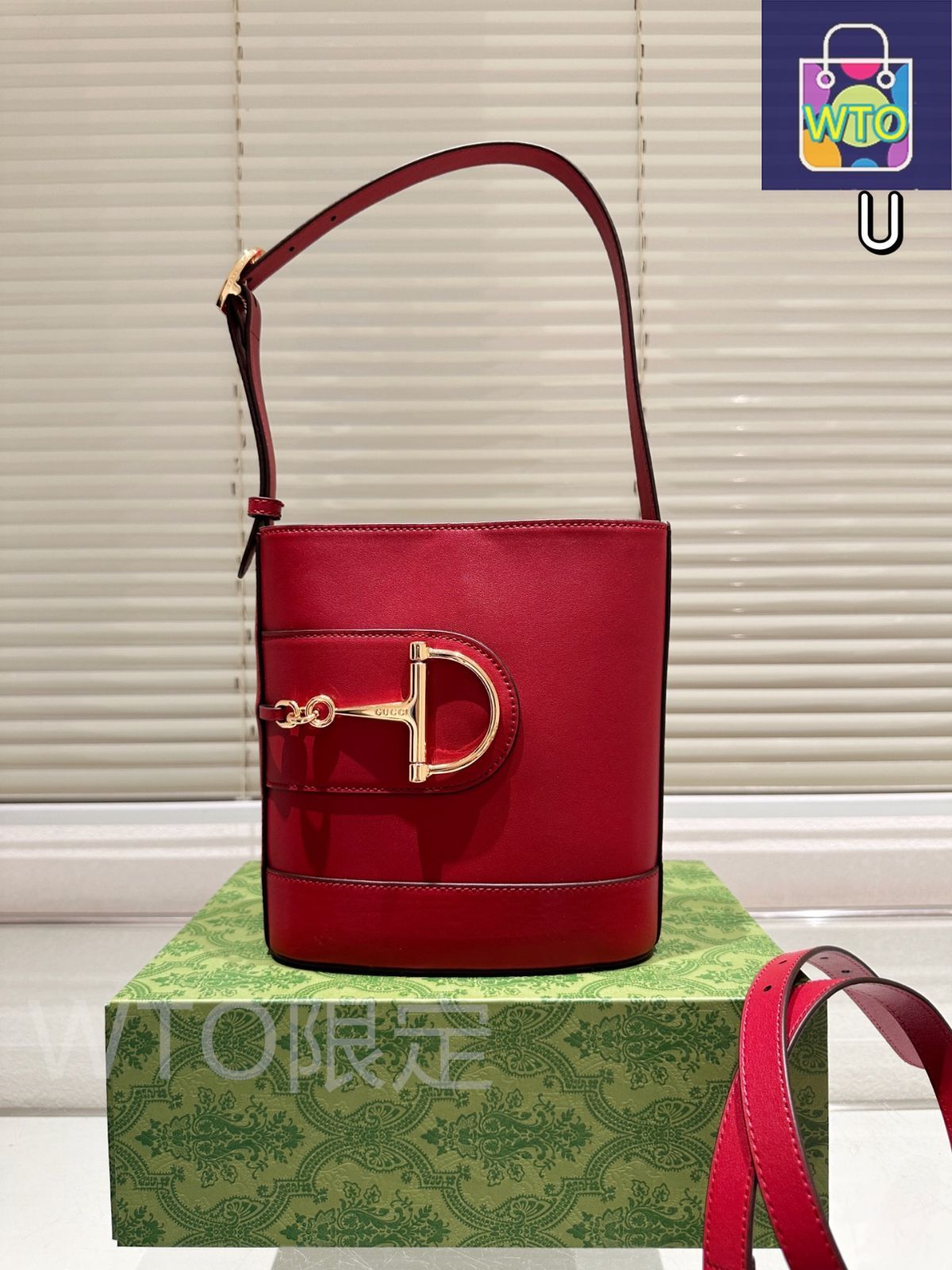 今日WTO】Gucci Monogram Horsebit Bucket Bag グッチ
