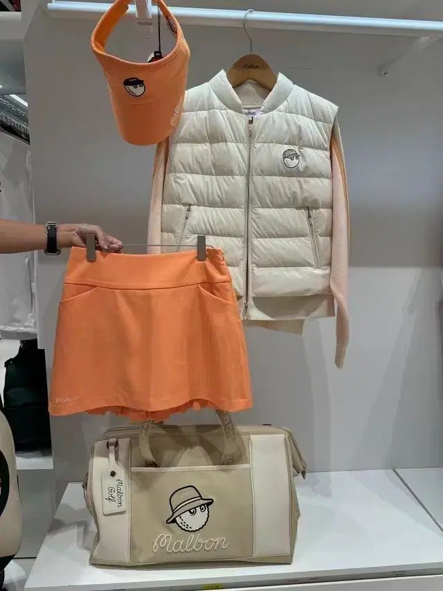 人気 レディースゴルフウェア