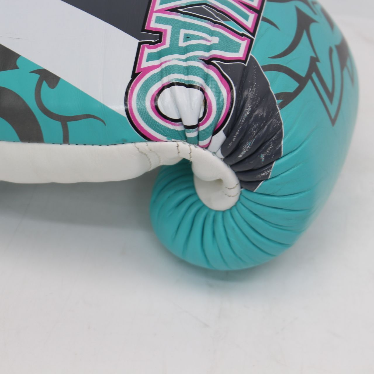 336)YOKKAO ヨッカオ ムエタイグローブ 10オンス - メルカリ