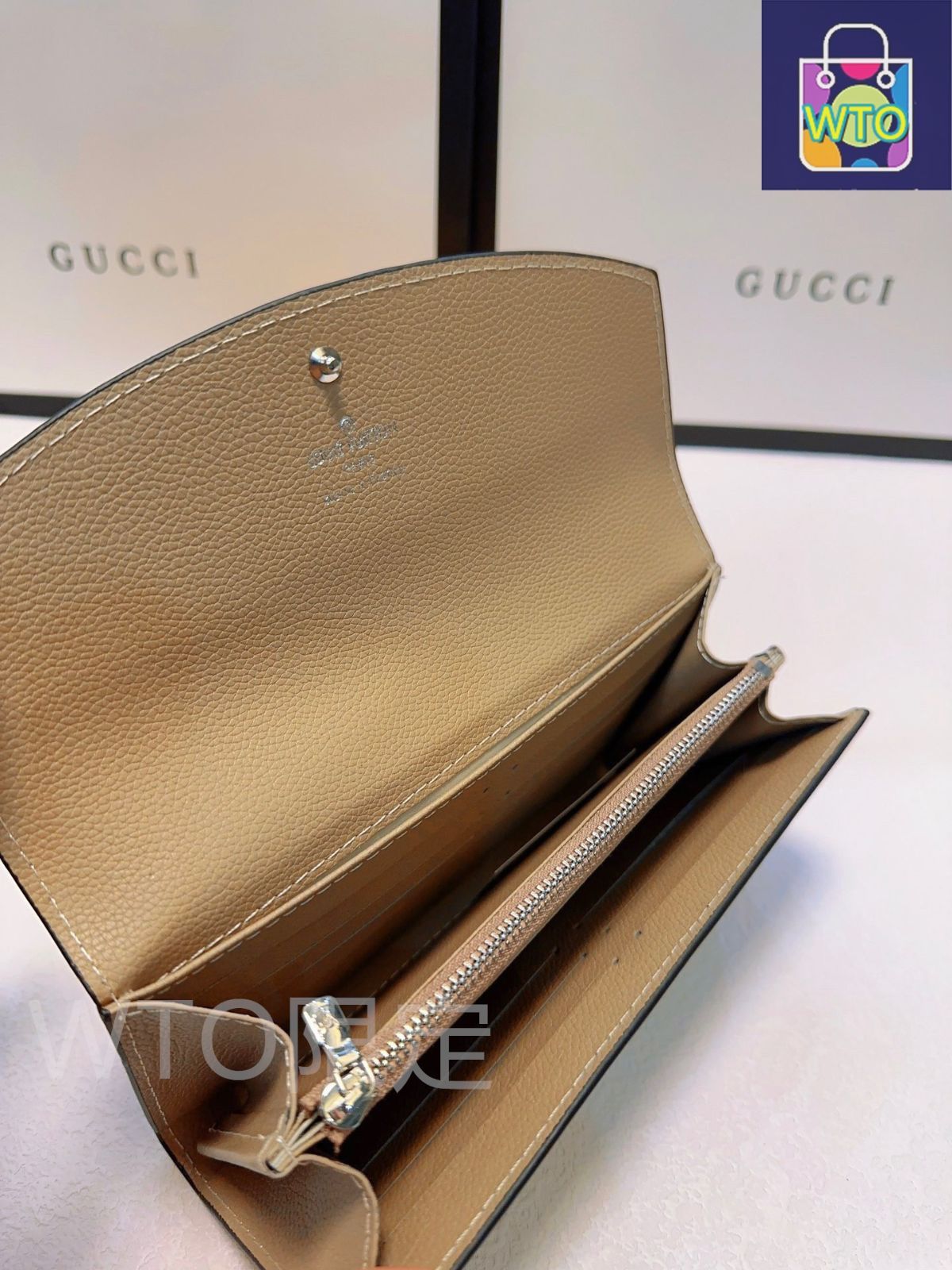 本日限定特価】ルイ?ヴィトン バイフォールドウォレット 19×10cm