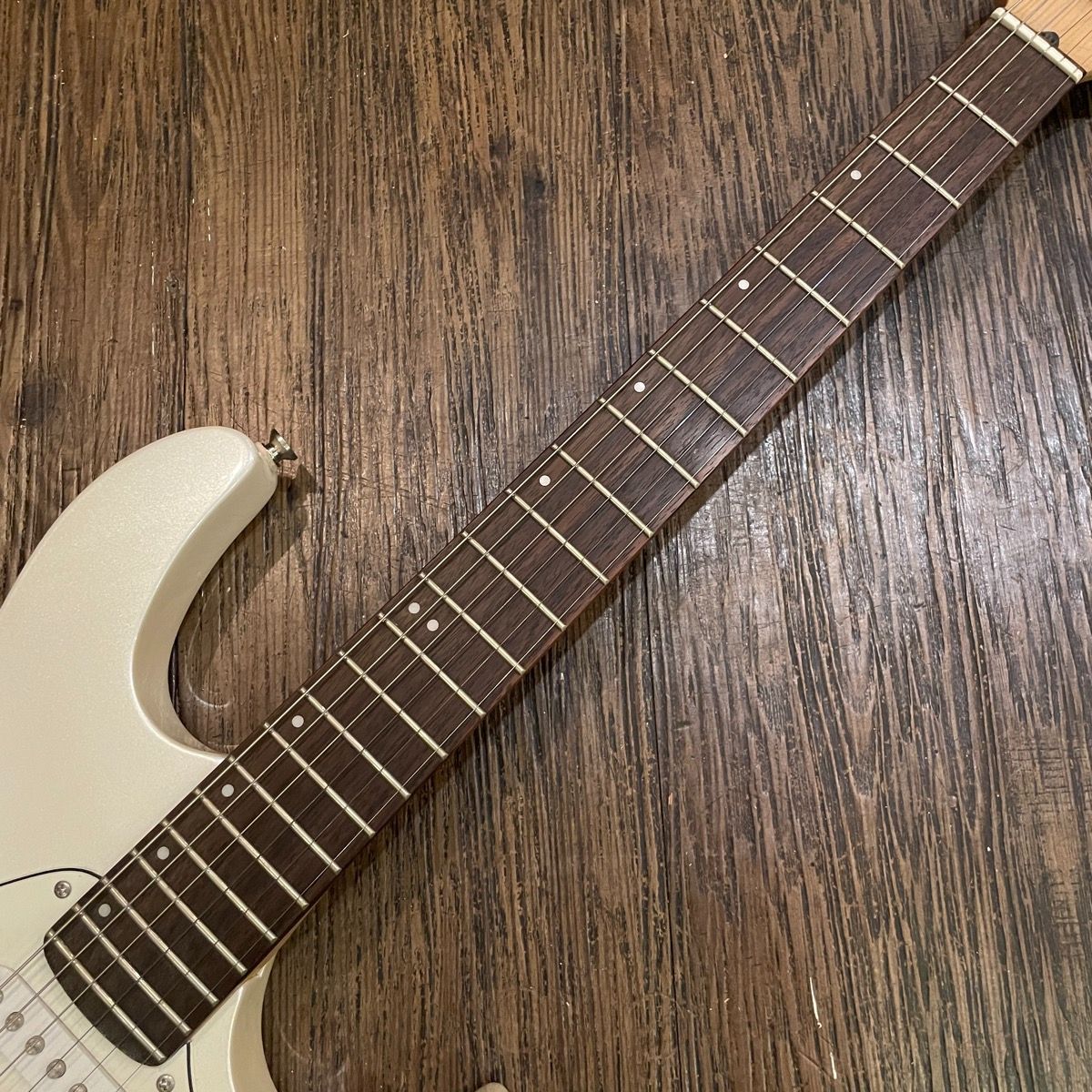 Cort コルト エレキギター GX210 ホワイト ストラトキャスター