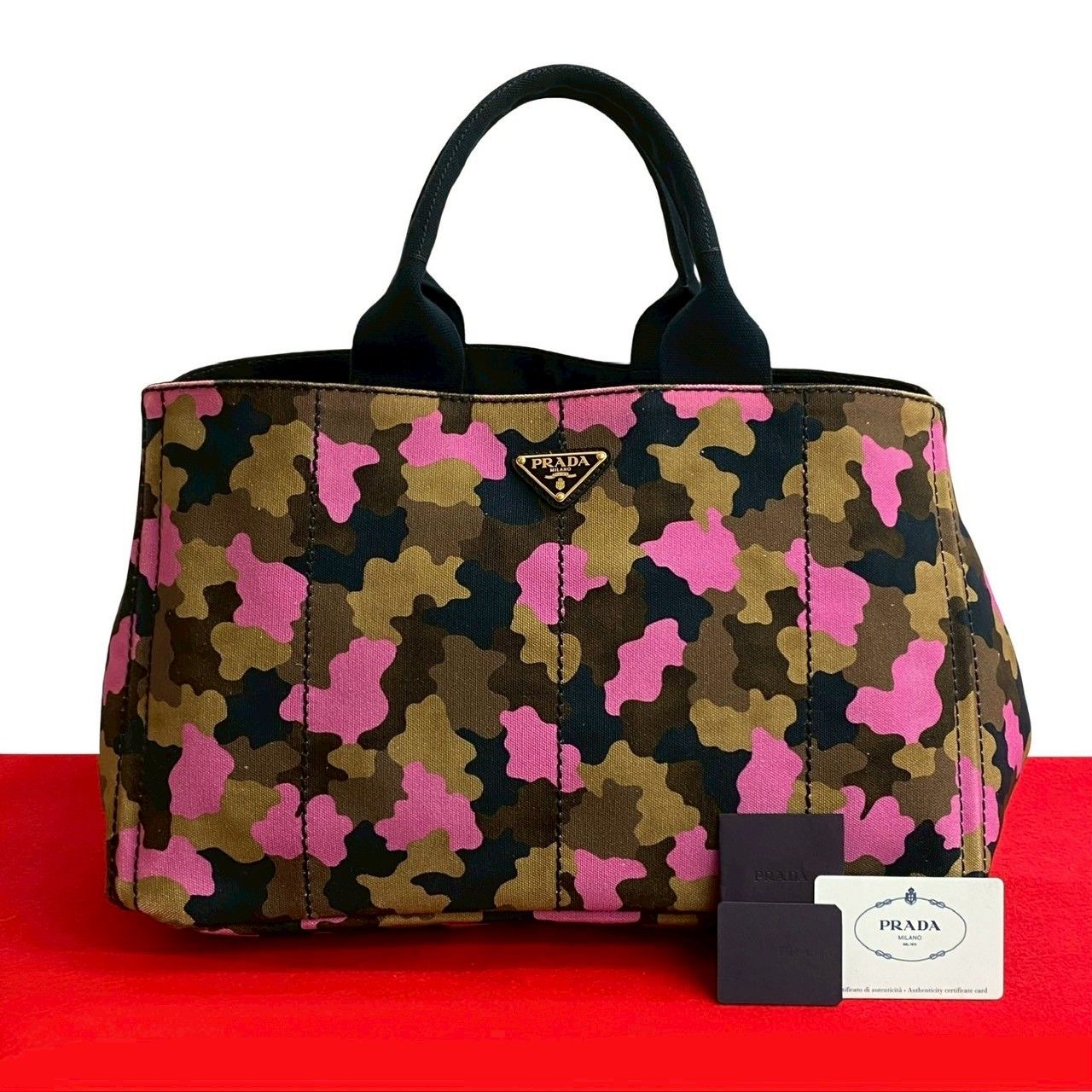 PRADA カナパ 限定品 幾何学模様 PRADA カナパ 限定品 幾何学模様