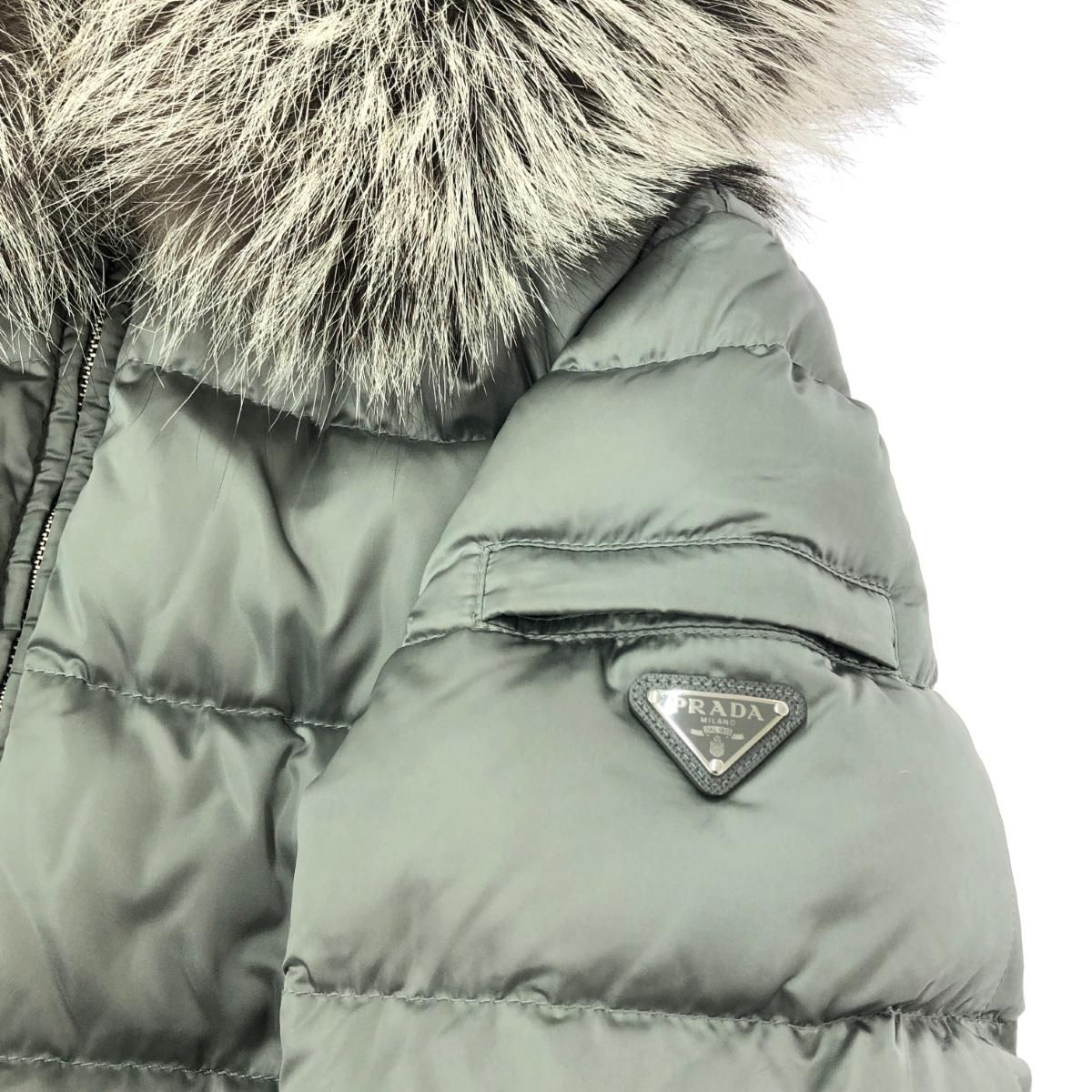 PRADA プラダ ダウン ダウンジャケット カーキ 緑 23AW プラダ RE