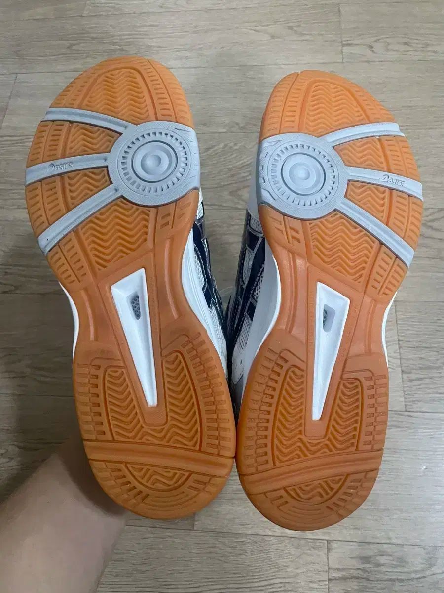 asics
