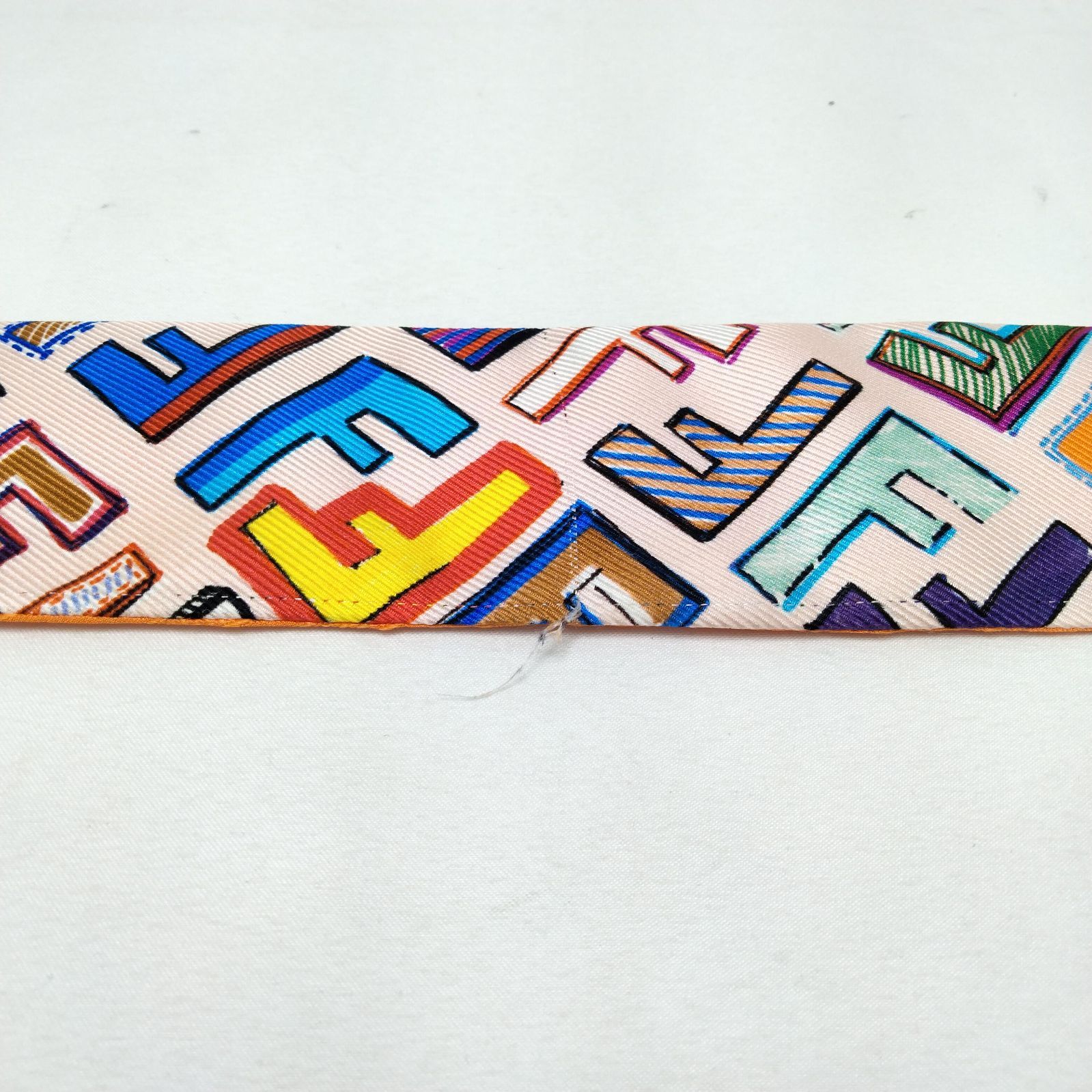 ✨️FENDI✨️フェンディ ラッピー スカーフ シルク バンドゥ