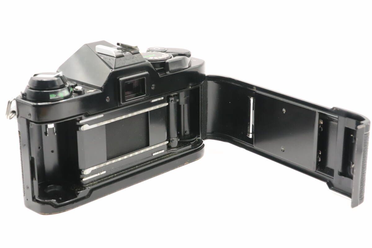 [並品/作例] Nikon F90X + MB10 + AF 70-300mm Nikon F90X / N90S 35mm SLR Film Camera Body Only for sale