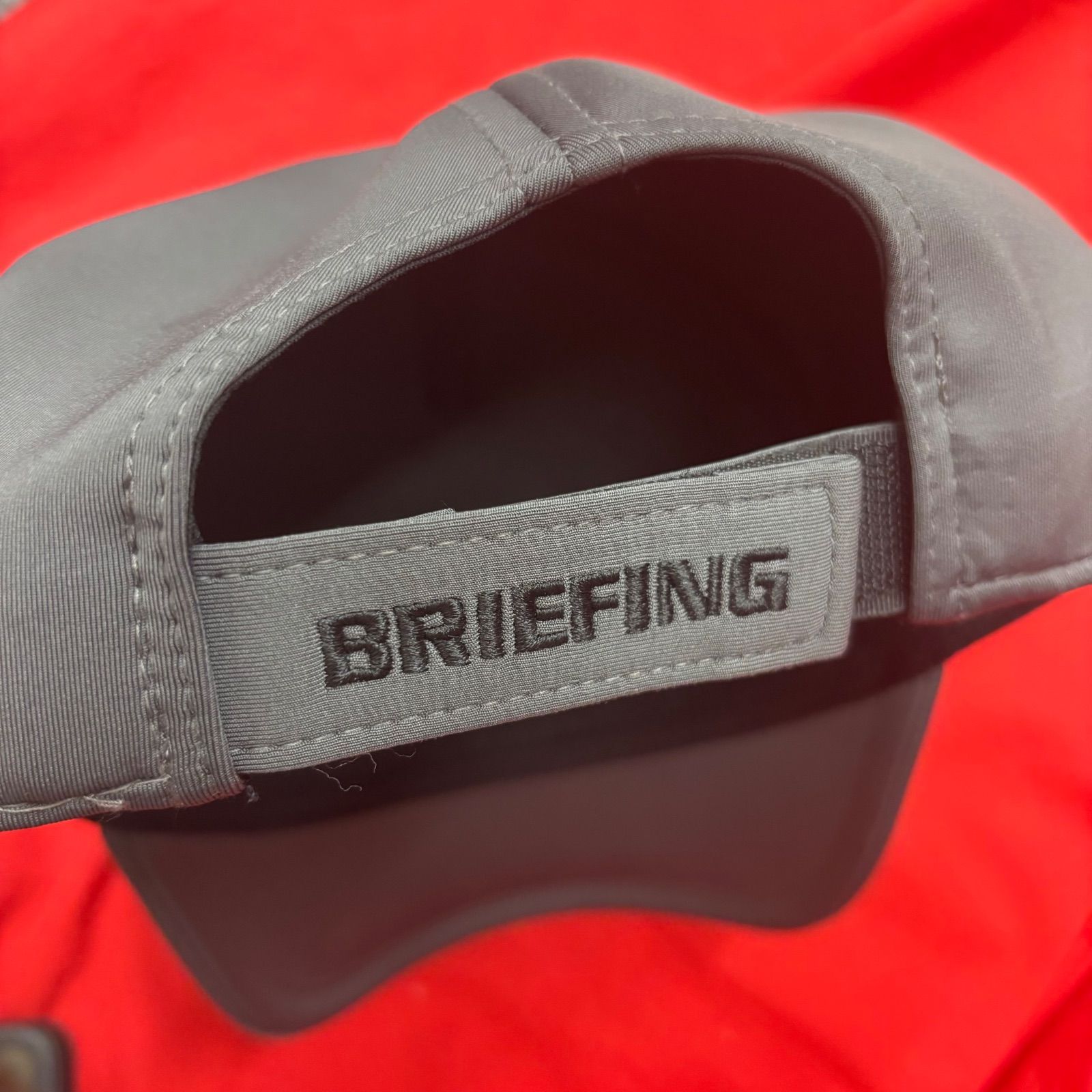 BRIEFING グレー　キャップ BRIEFING キャップ グレー ブリーフィング - メルカリ