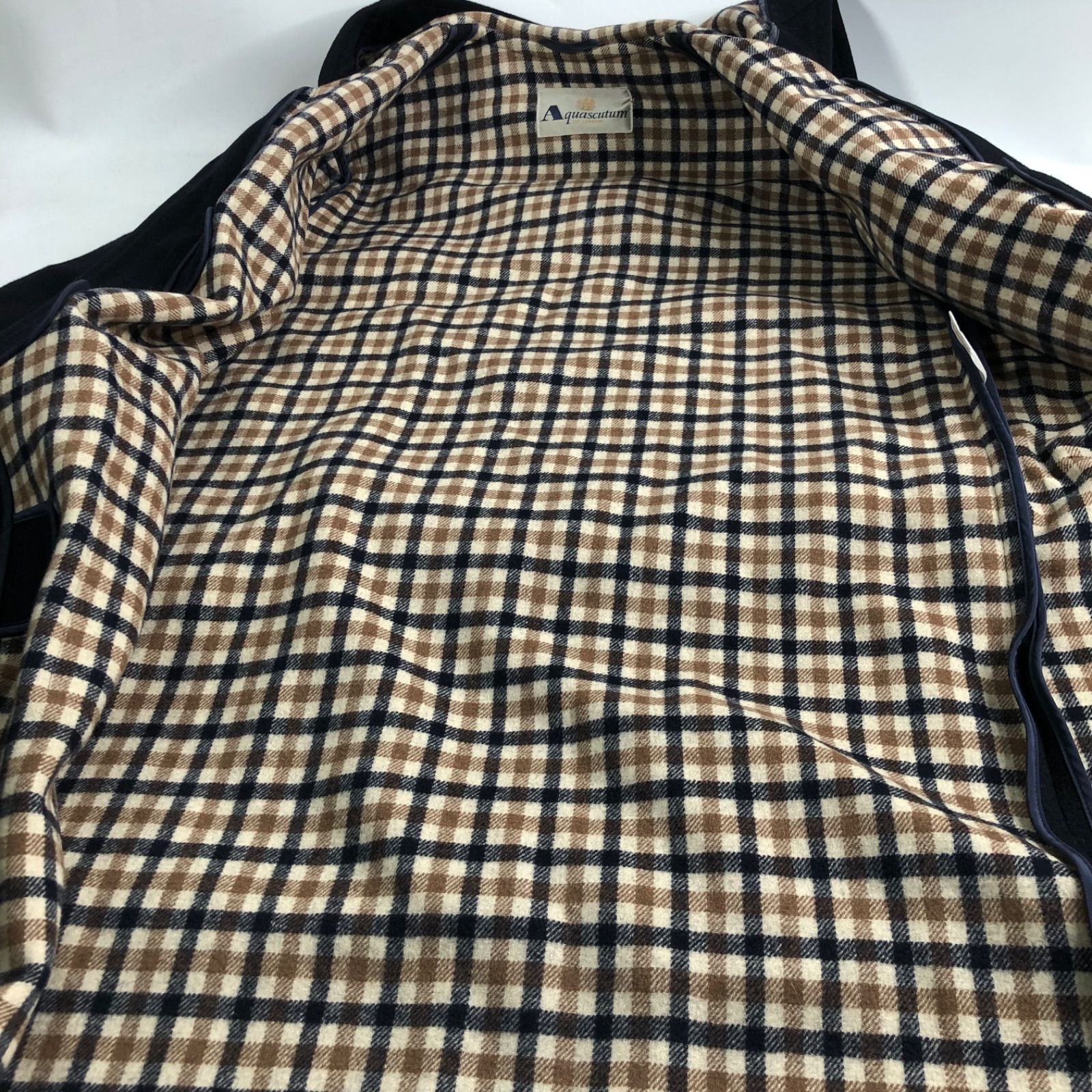 A0924-28-8 AQUASCUTUM