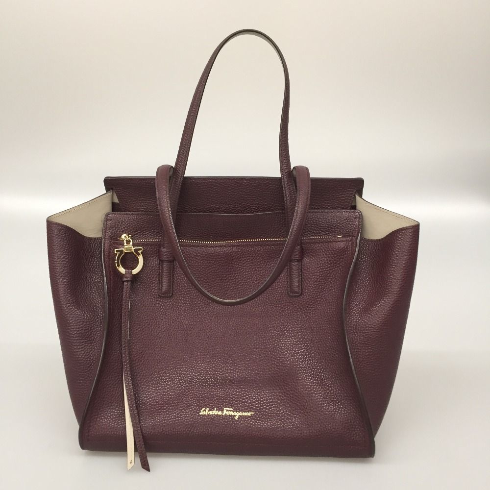 △△Salvatore Ferragamo サルヴァトーレフェラガモ エイミー