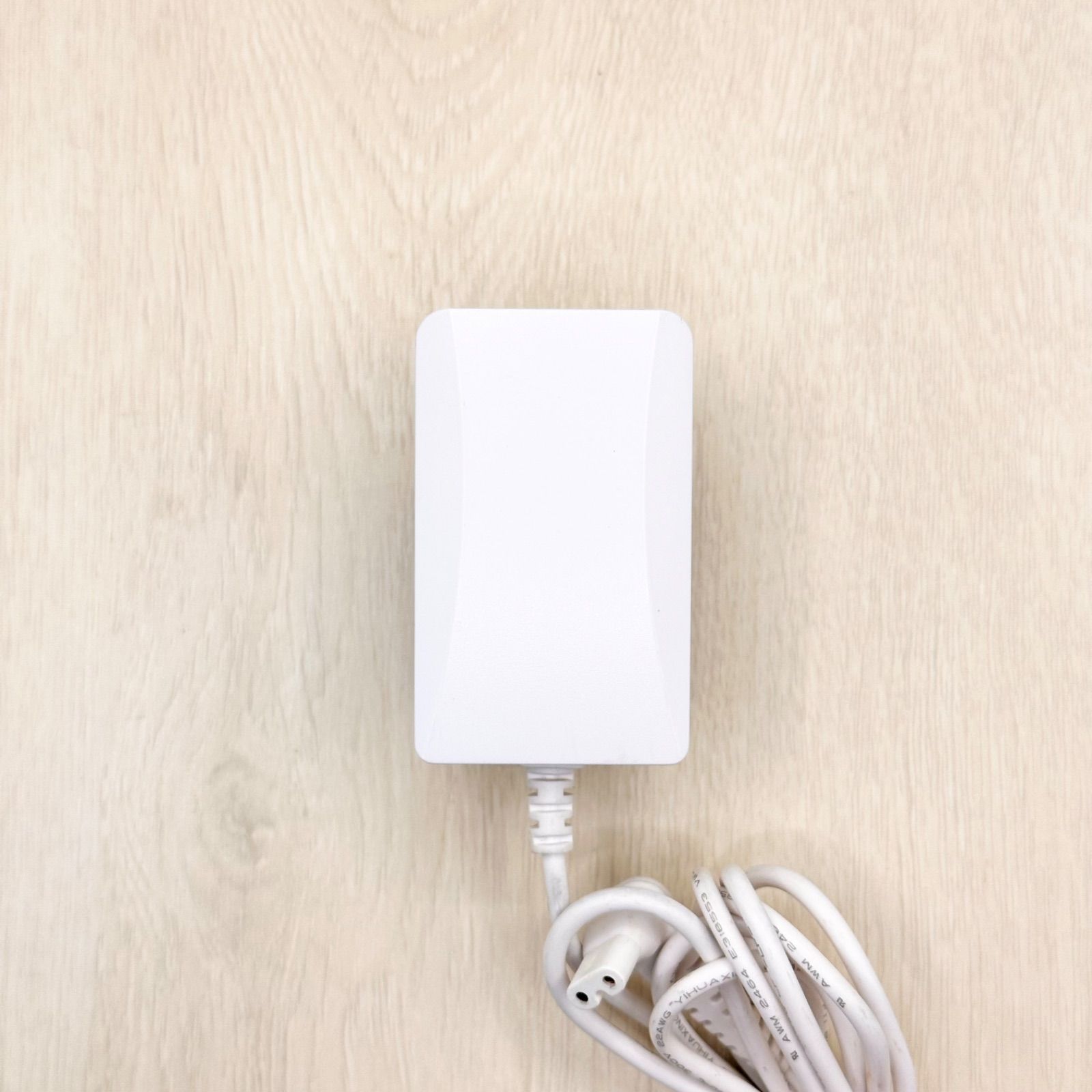 YAMAN 美顔器 ホワイト 充電ケーブル付 HNS100160J YA-MAN ヤーマン