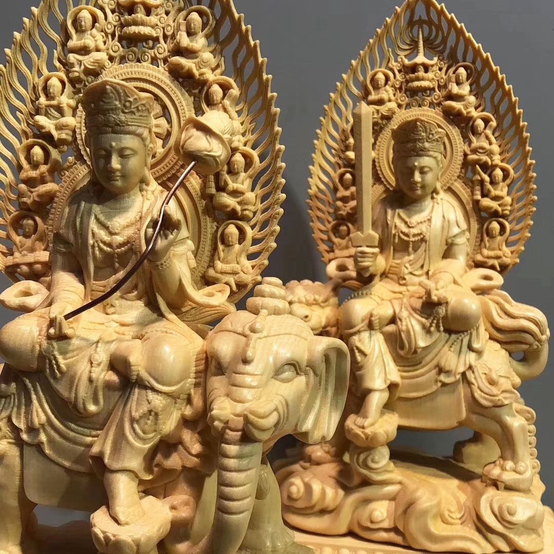 翡翠　龍の両面彫刻　台座付き 木製台座付き】水晶 龍彫刻