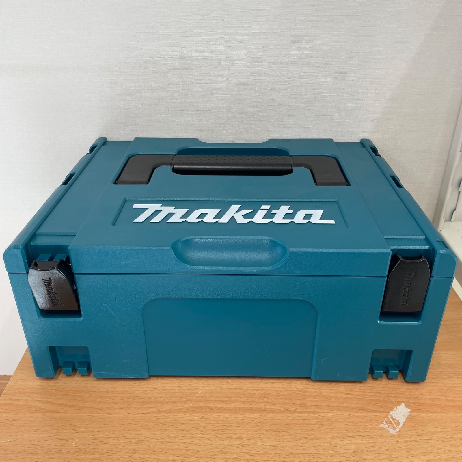 □Makita【マキタ】未使用品 パワーソースキット XGT2 A-69733