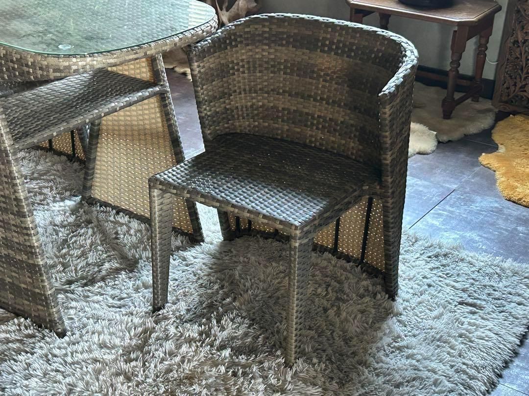 ガーデンテーブルセット バルコニー