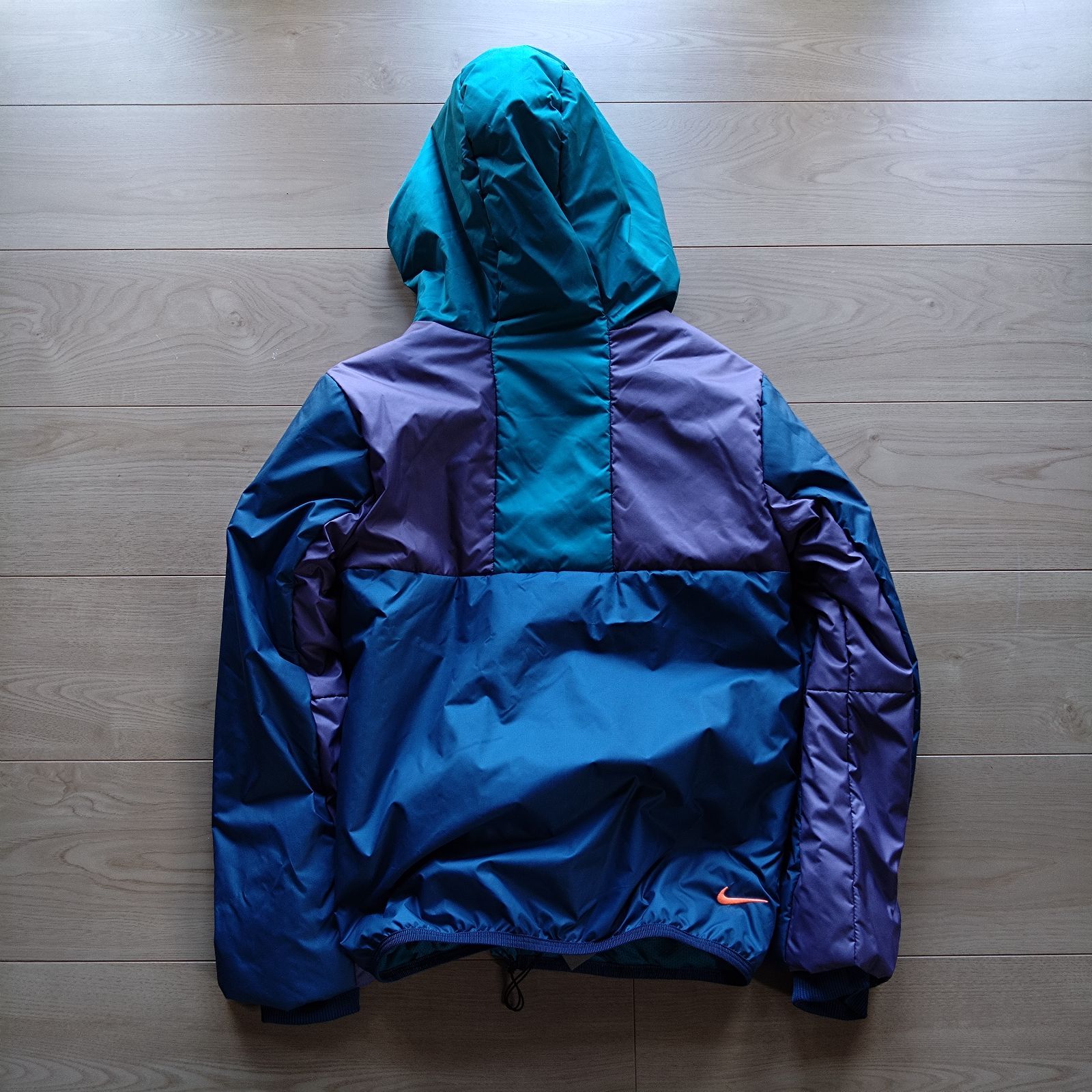 NIKE ACG ダウンジャケット 青 NIKE ACG ダウンジャケット 青