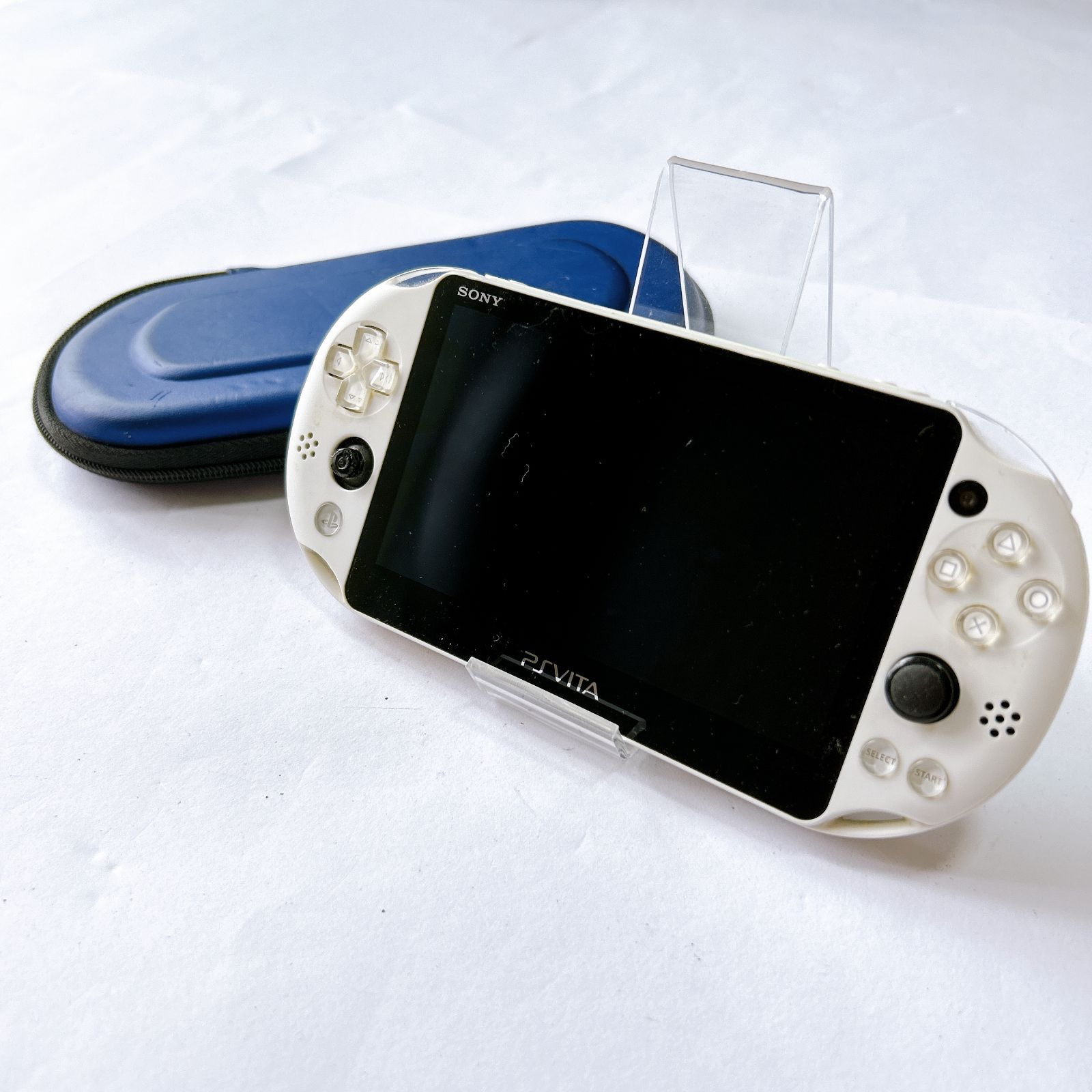 PSVITA 初期化済み メモリーカード 16GB フォーマット済み ホワイト 起動 基本動作 済 ケース付き 充電器なし 管理番号KKVNRA1124
