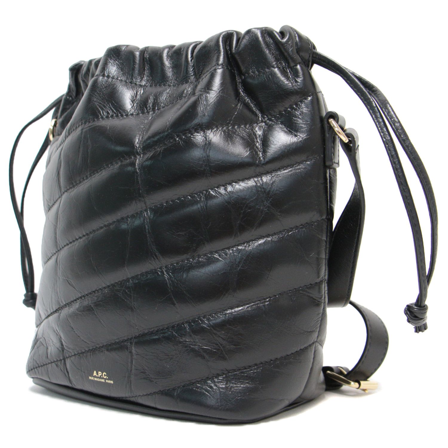 【美品】A.P.C. アーペーセー バッグ ショルダーバッグ 21秋冬 ブラック 黒 FREE 巾着 キルティング sac meryl seau  かわいい 女性 トレンド 肩掛け 斜めがけ