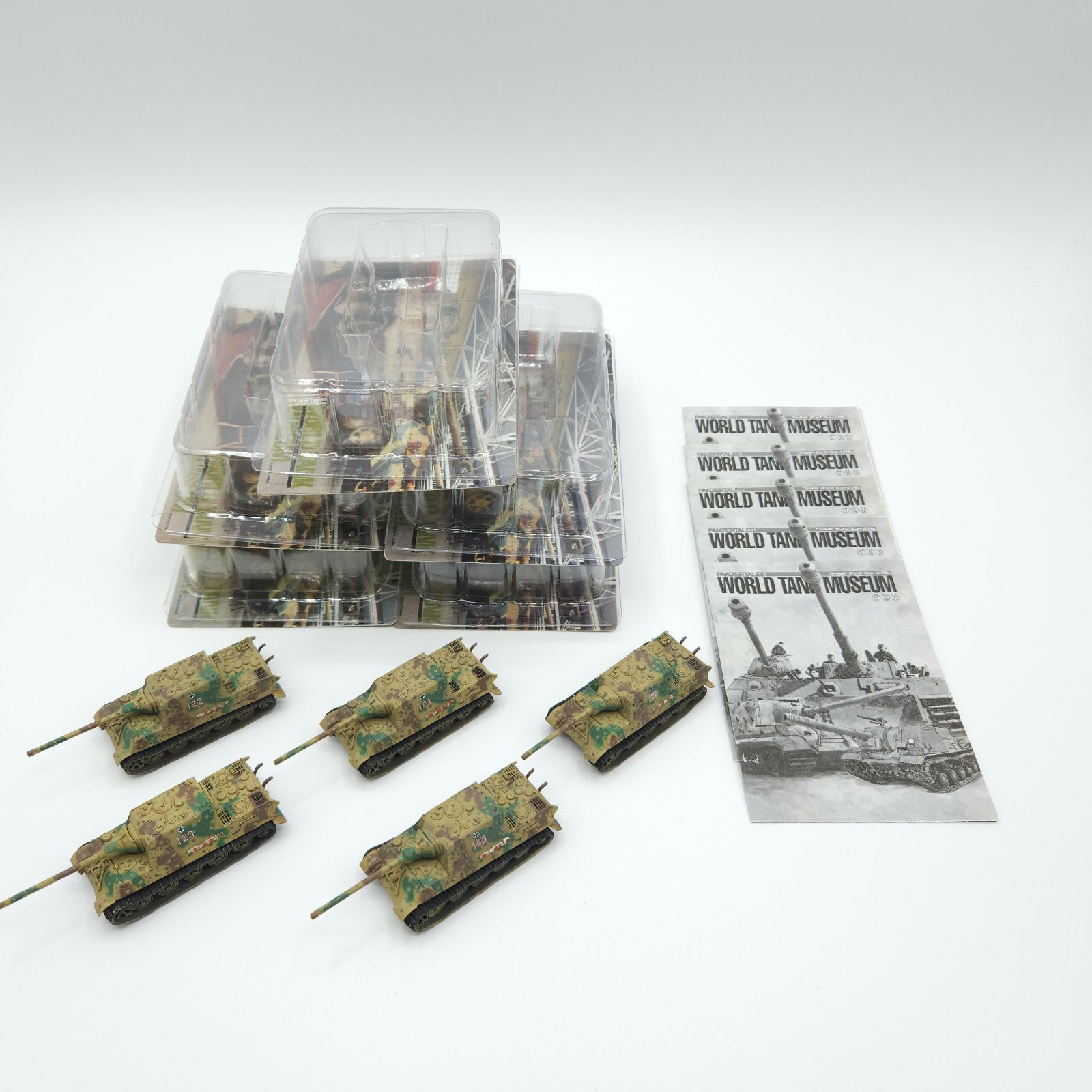 1／144 ワールドタンクミュージアム 41台 ☆1&frasl;144 ワールドタンクミュージアム 3弾&frasl;II号戦車F型（砂漠迷彩&frasl;単色