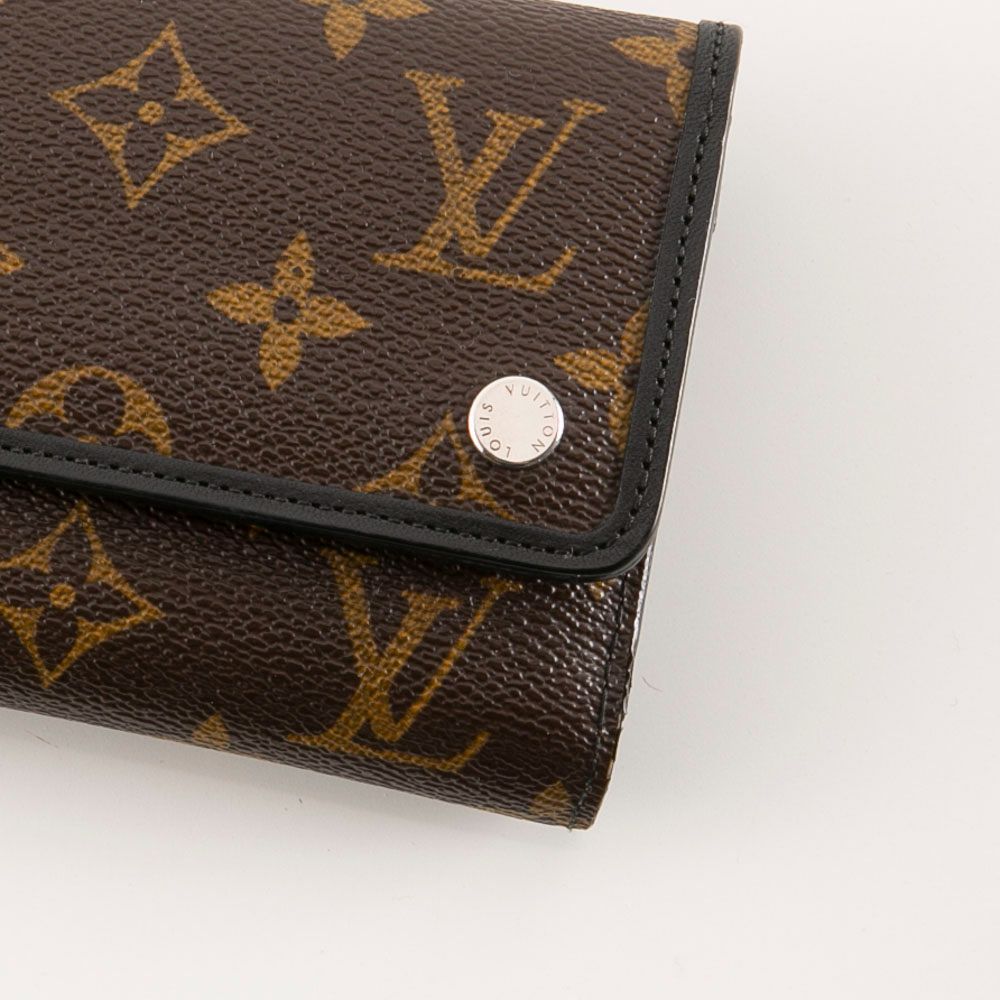 ルイヴィトン　モノグラム　マカサー　財布　M60167 ルイ・ヴィトン LOUIS VUITTON 折り財布 モノグラム マカサー