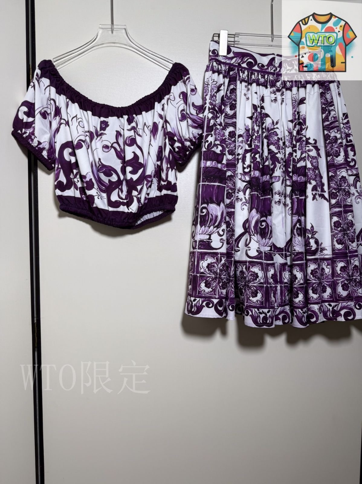 今日特価】Dolce&Gabbana Purple Majolica Off-Shoulder Skirt