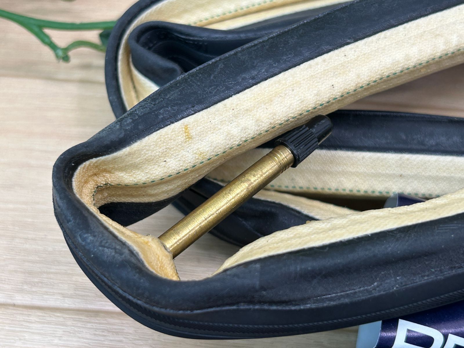 【爆安通販】 テルスポ イチ推し!! !! HUTCHINSON PRO TOUR TUBULAR 25mm 302g ハッチンソン プロ ツアー チューブラータイヤ 2本セット ユッチンソン ロード 700c M-1529