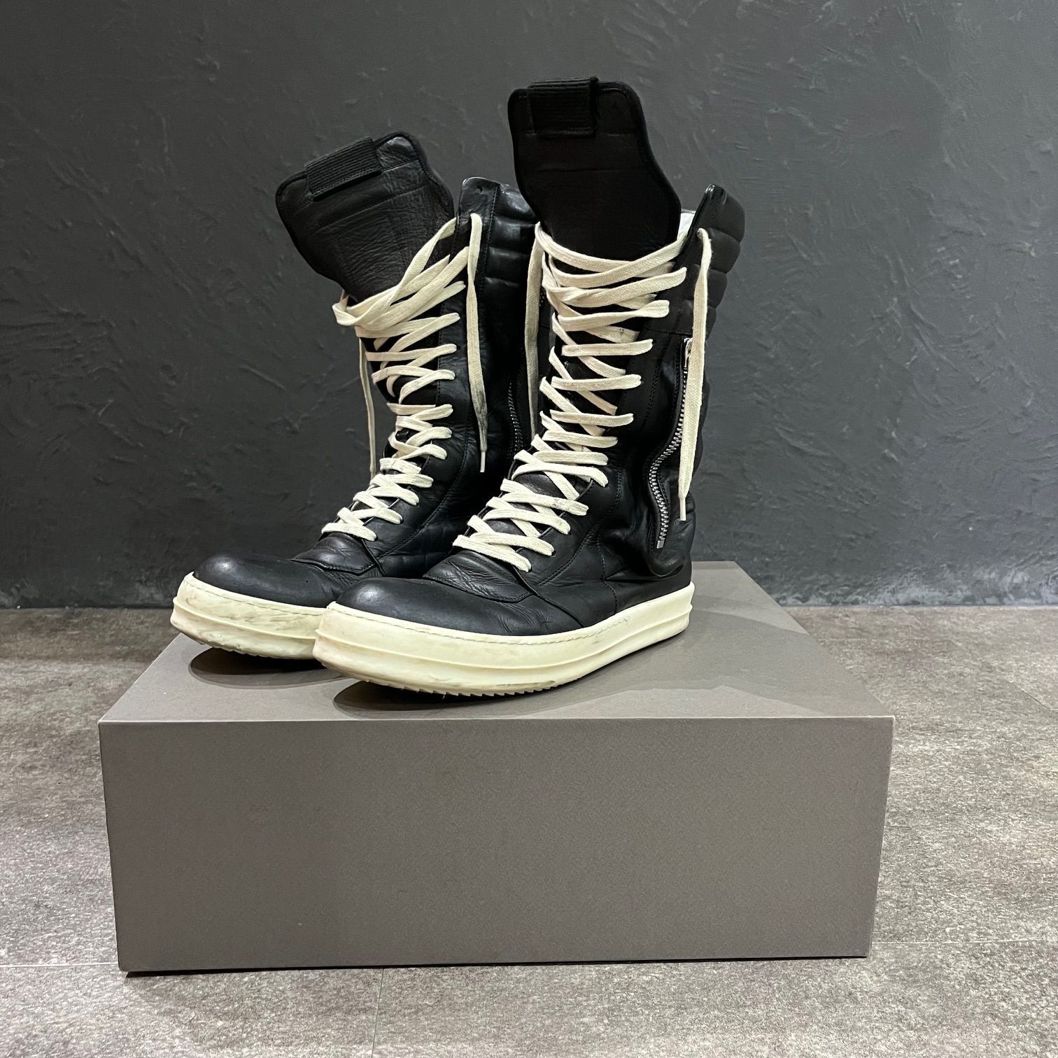 定価179300円 国内正規 Rick Owens Cargobasket RU01B1899LGW レザー カーゴバスケット スニーカー  リックオウエンス 42 1/2 67110A1 - メルカリ